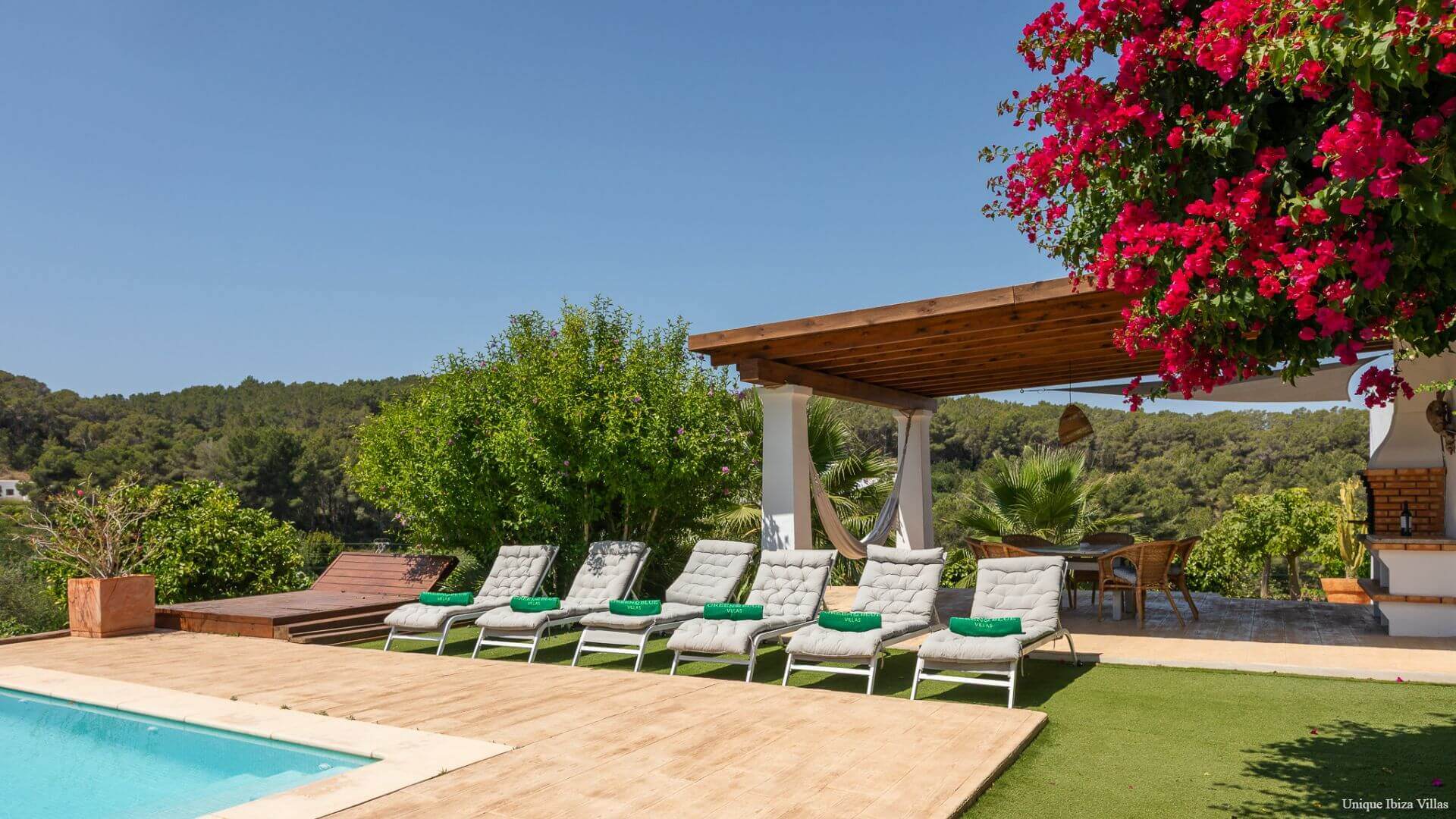 VILLA CAN TORRES - 3 Bedrooms - Santa Eulalia/Cala Llonga 