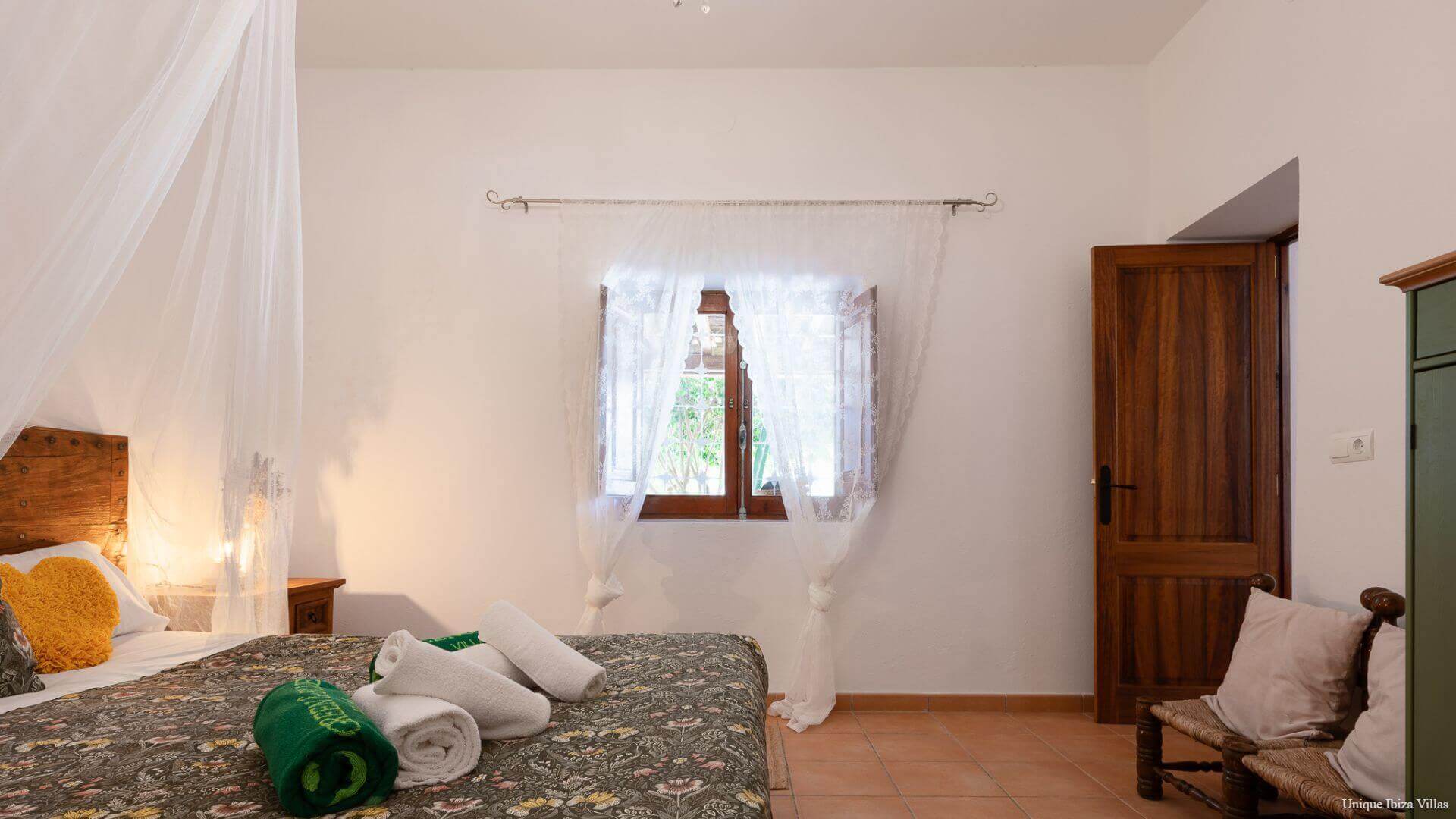 VILLA CAN TORRES - 3 Bedrooms - Santa Eulalia/Cala Llonga 