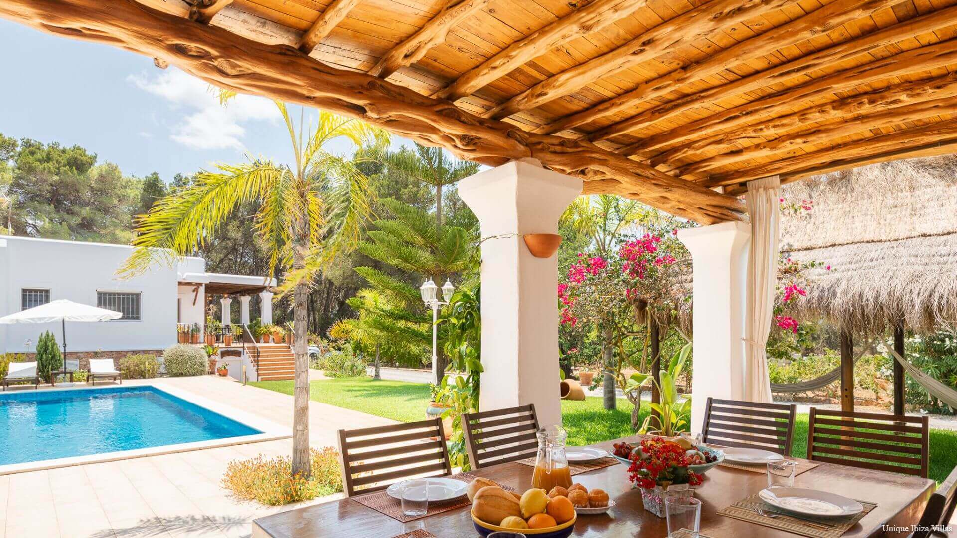 VILLA CURREU III - 4 Bedrooms - Santa Gertrudis (Walk To Village)