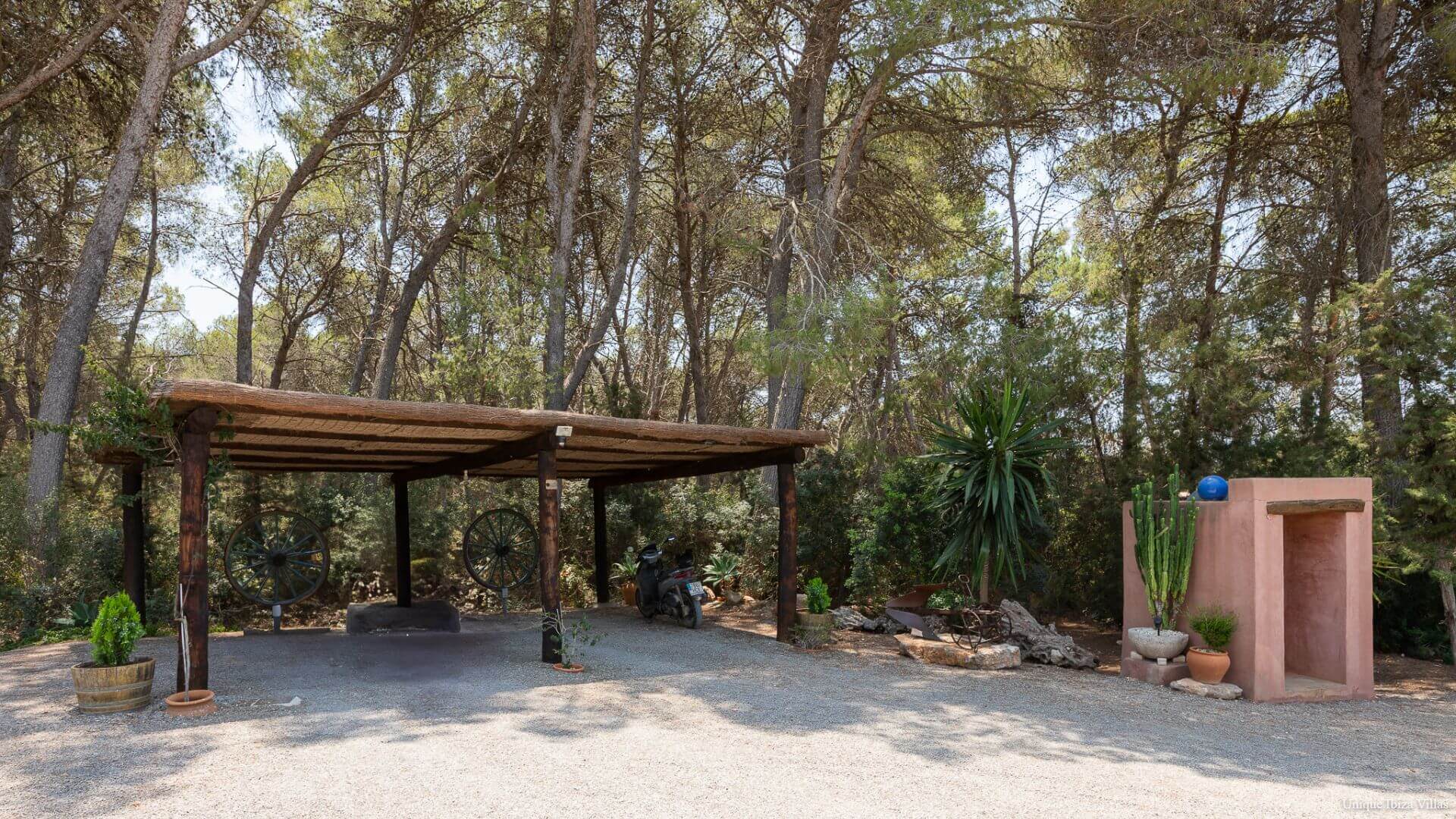 VILLA CURREU III - 4 Bedrooms - Santa Gertrudis (Walk To Village)