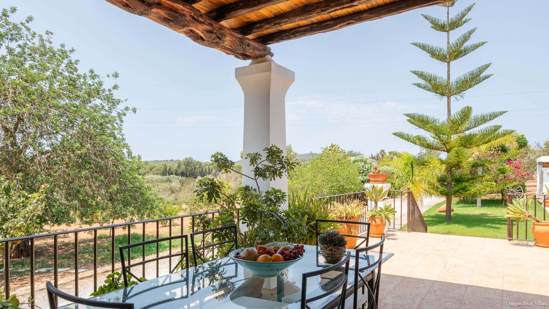 VILLA CURREU III - 4 Bedrooms - Santa Gertrudis (Walk To Village)