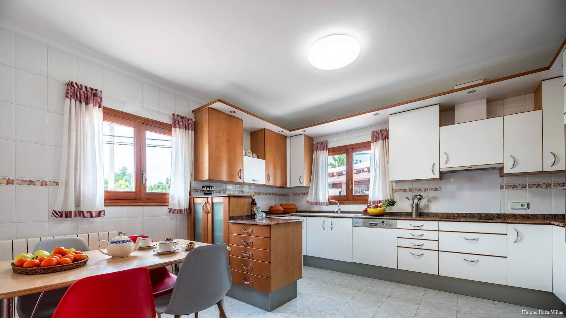 VILLA CAN BLAI - 3 Bedrooms - Santa Eulalia (Walk To Beach)