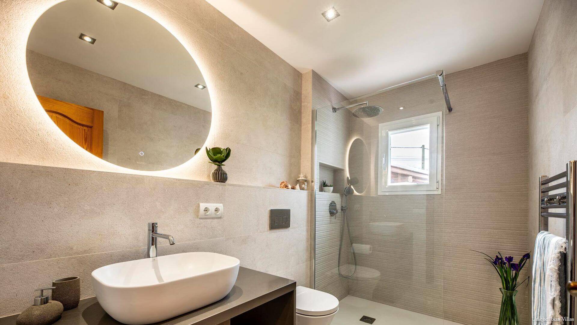VILLA CAN BLAI - 3 Bedrooms - Santa Eulalia (Walk To Beach)