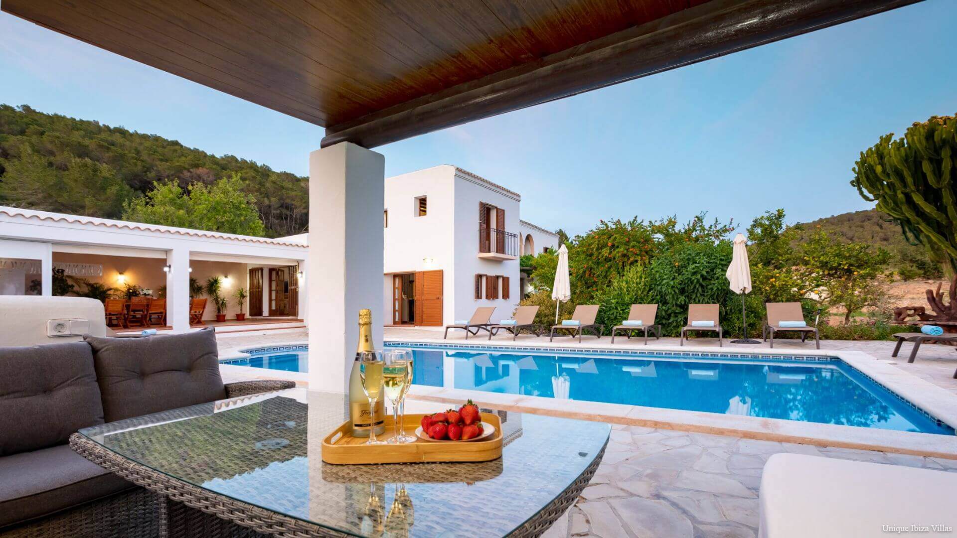 VILLA MONTE DALT - 6 Bedrooms - San Jose
