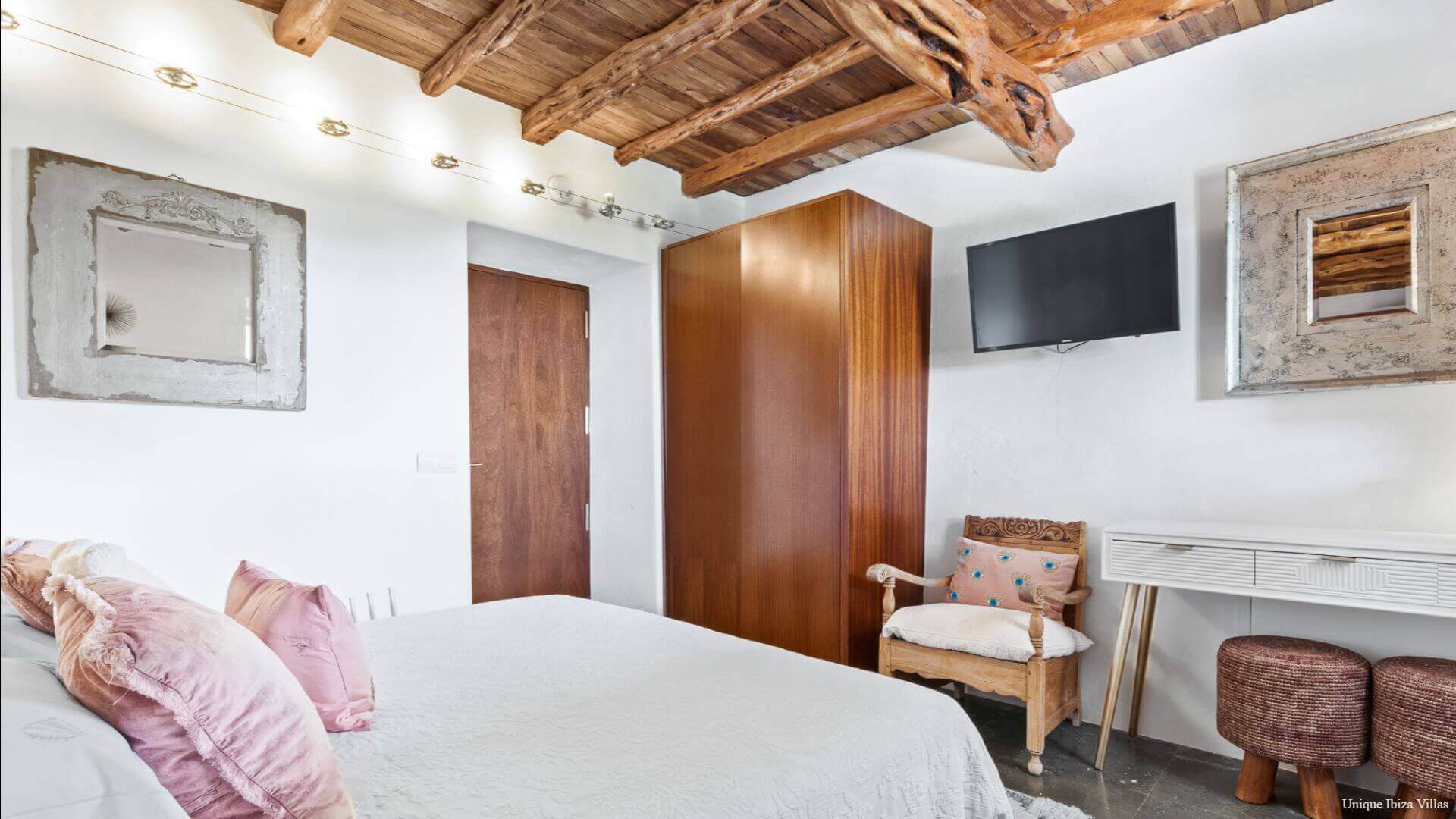 VILLA FINCA CIELO - 11 Bedrooms - San Carlos/Las Dalias/Cala Llenya