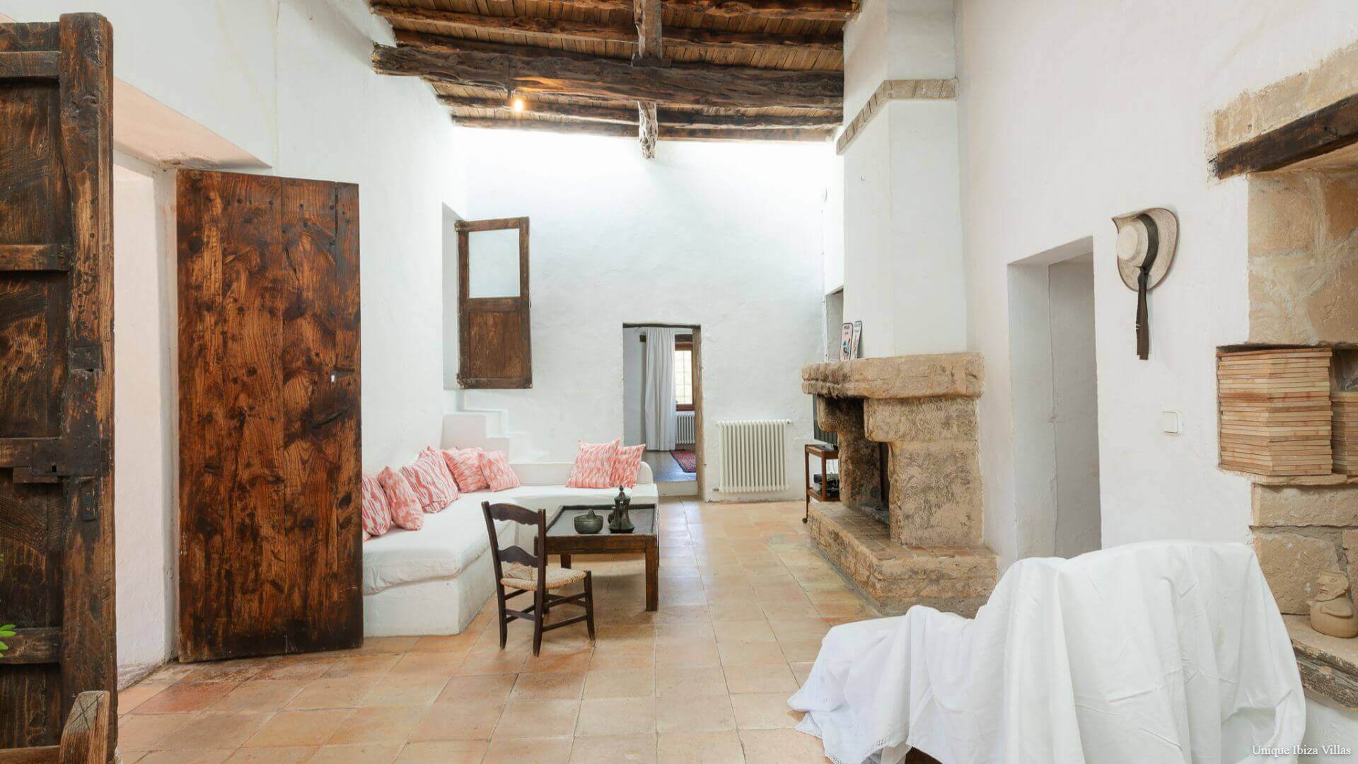 VILLA GILBERT - 5 Bedrooms - Santa Gertrudis (Rural)