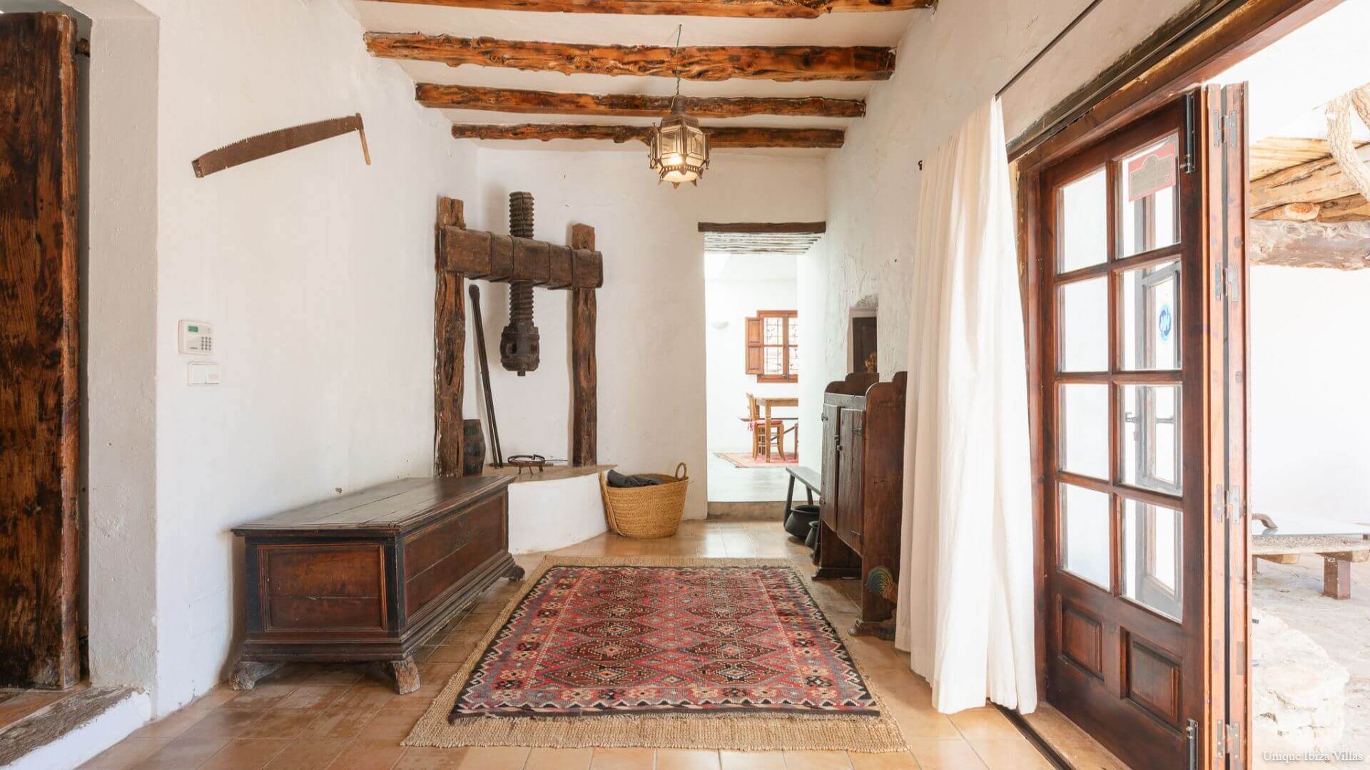 VILLA GILBERT - 5 Bedrooms - Santa Gertrudis (Rural)