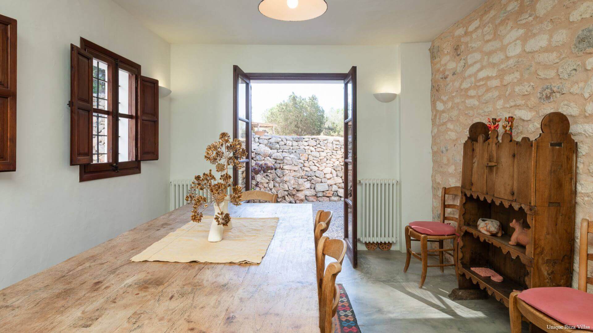 VILLA GILBERT - 5 Bedrooms - Santa Gertrudis (Rural)