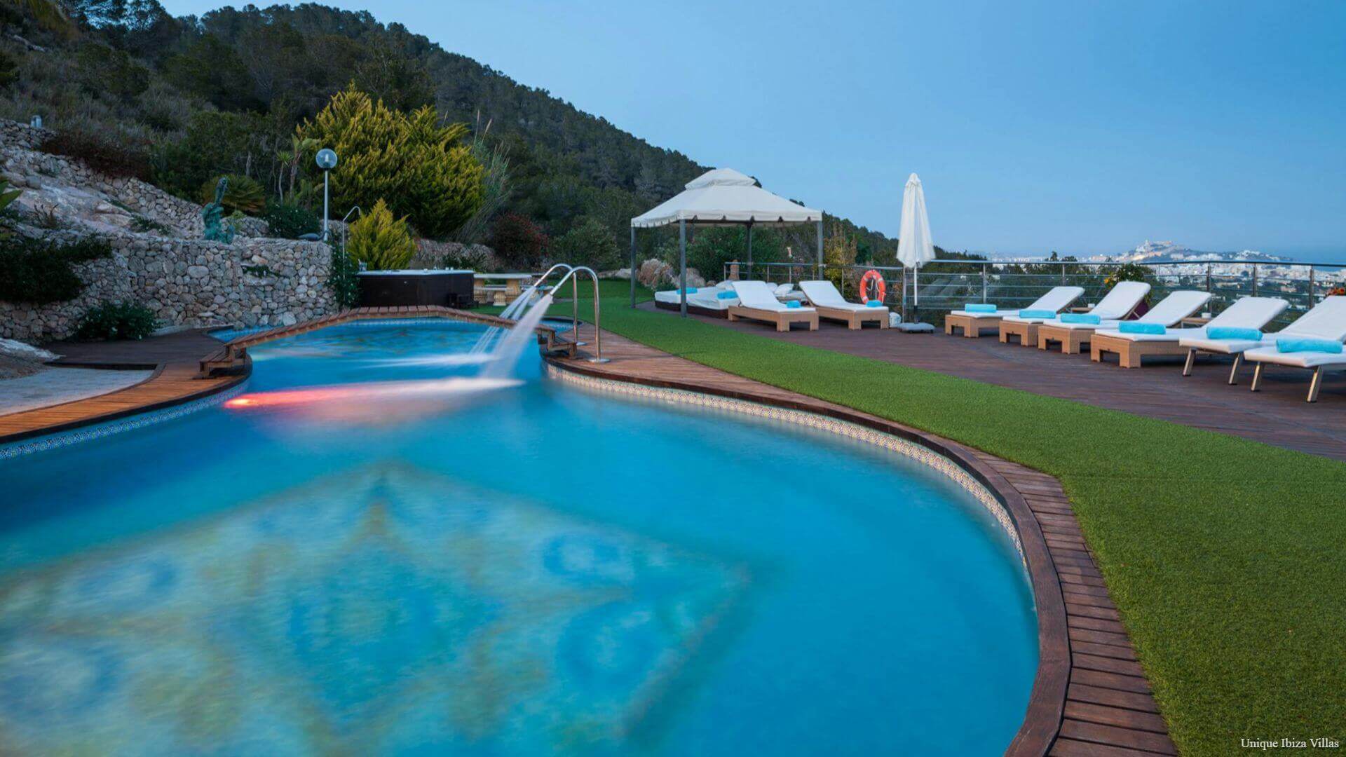 VILLA FUENTE DE IBIZA - 6 Bedrooms - Near Ibiza Town