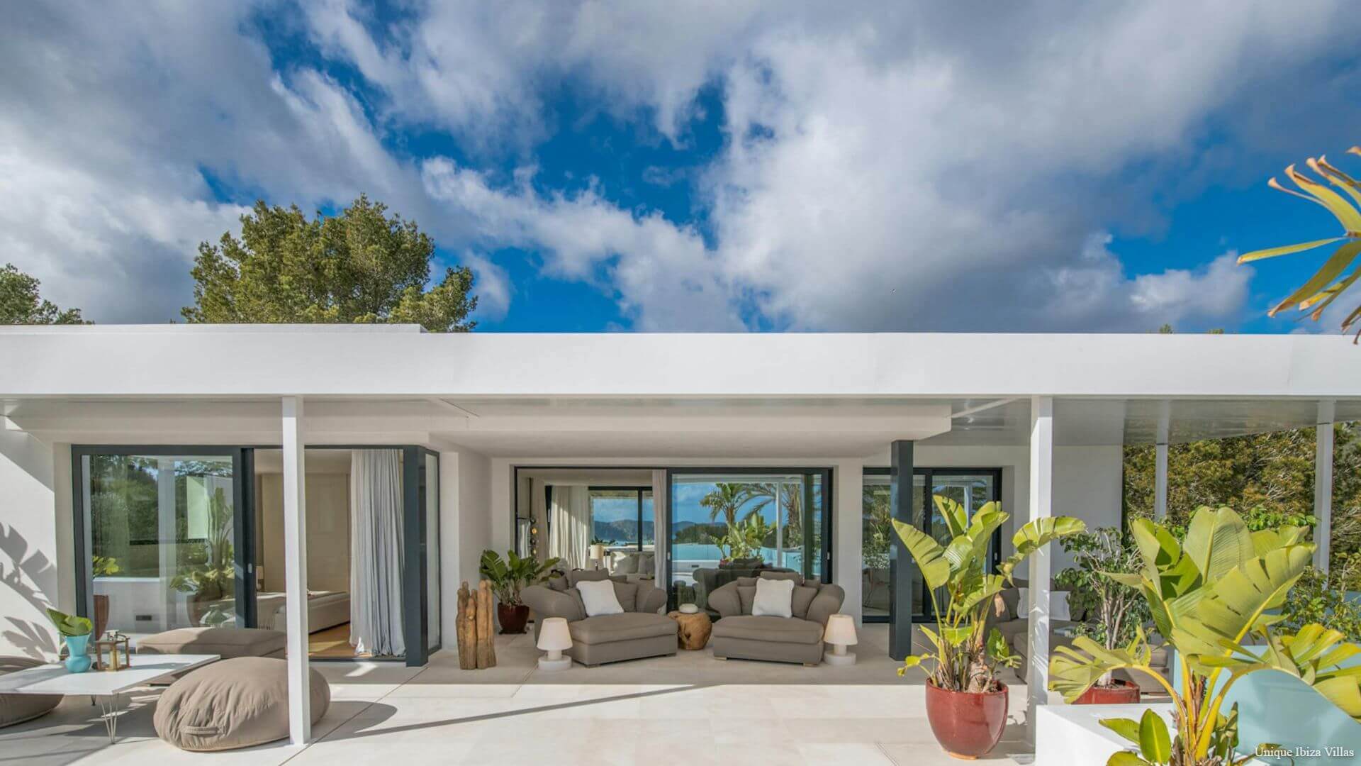 VILLA OASIS - 5 Bedrooms - Between San Jose/Ibiza Town