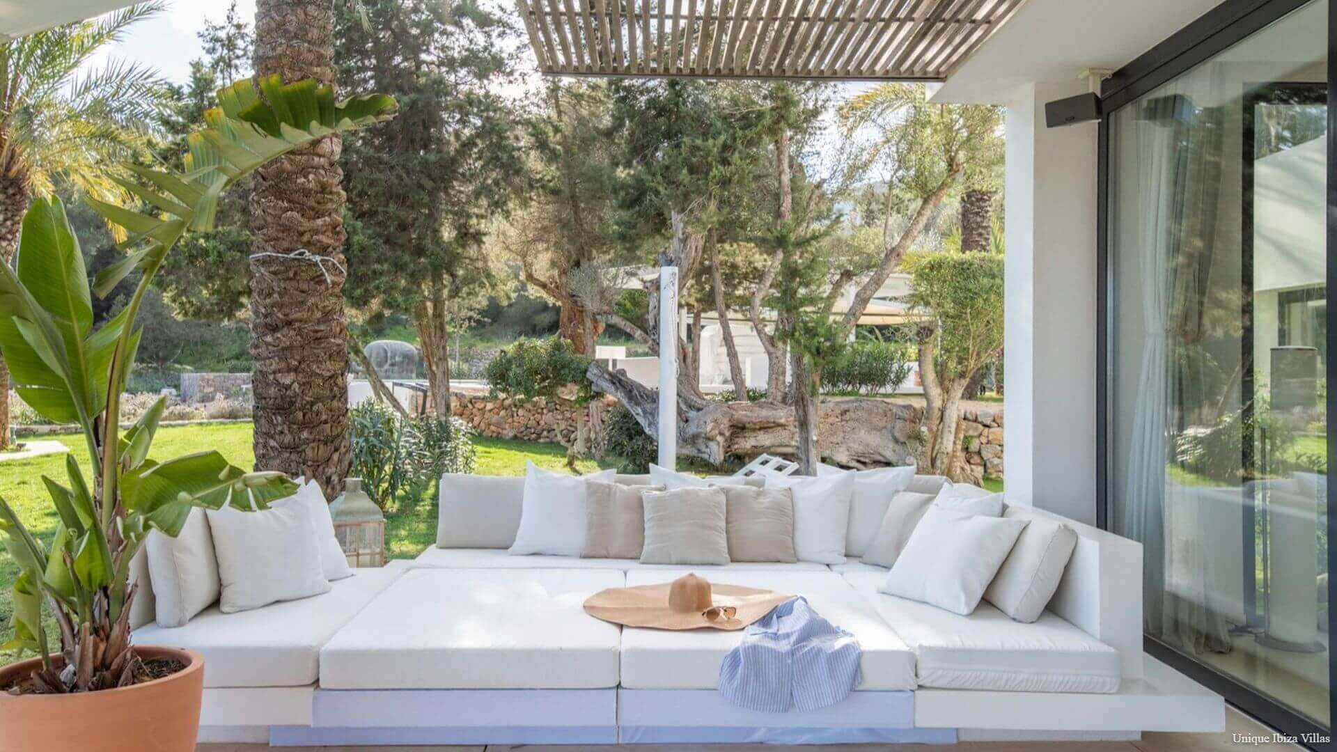 VILLA OASIS - 5 Bedrooms - Between San Jose/Ibiza Town