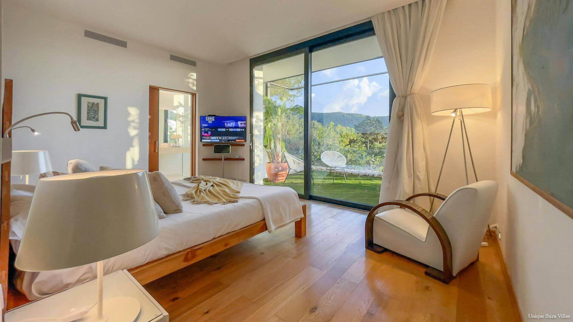 VILLA OASIS - 5 Bedrooms - Between San Jose/Ibiza Town