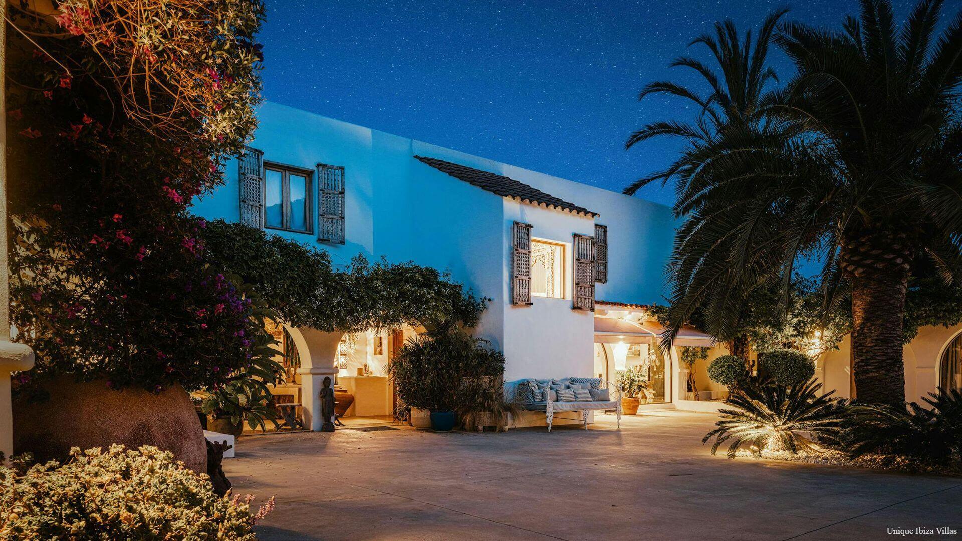 VILLA EL ZAFIRO - 6 bedrooms - Between San Jose/Ibiza Town  