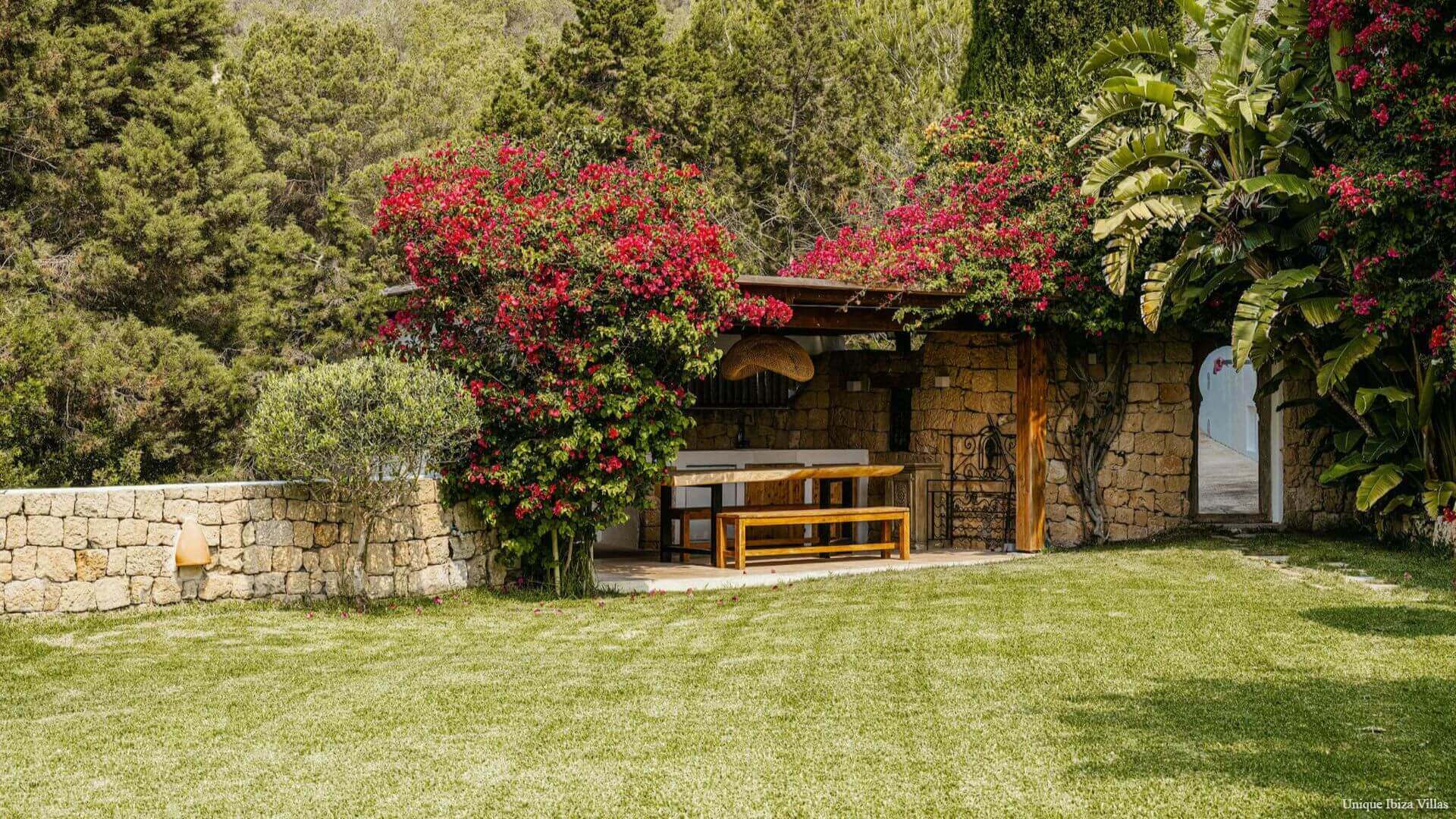 VILLA EL ZAFIRO - 6 bedrooms - Between San Jose/Ibiza Town  