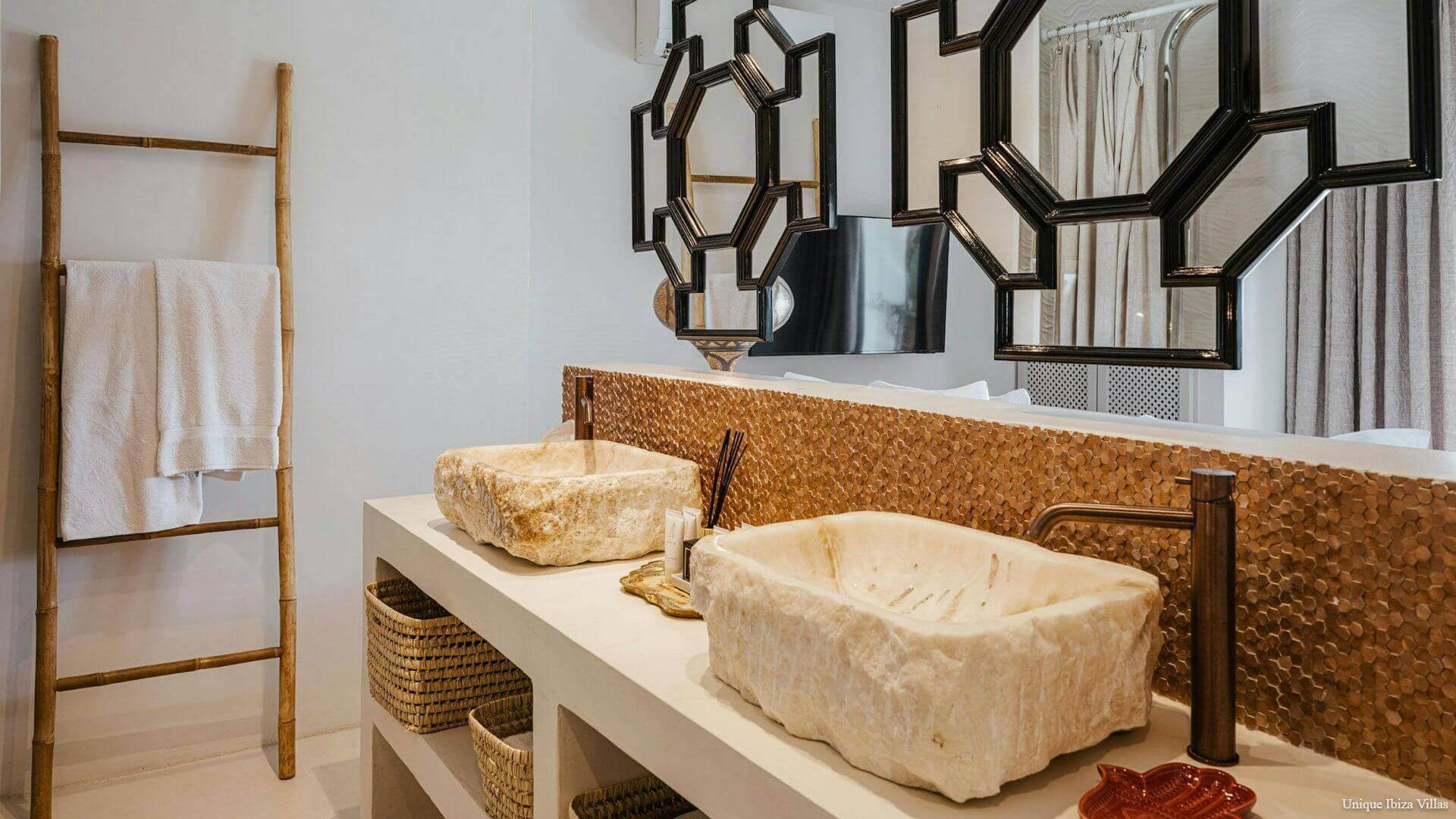 VILLA EL ZAFIRO - 6 bedrooms - Between San Jose/Ibiza Town  