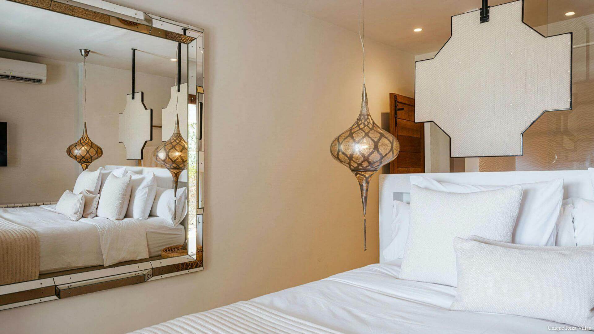 VILLA EL ZAFIRO - 6 bedrooms - Between San Jose/Ibiza Town  