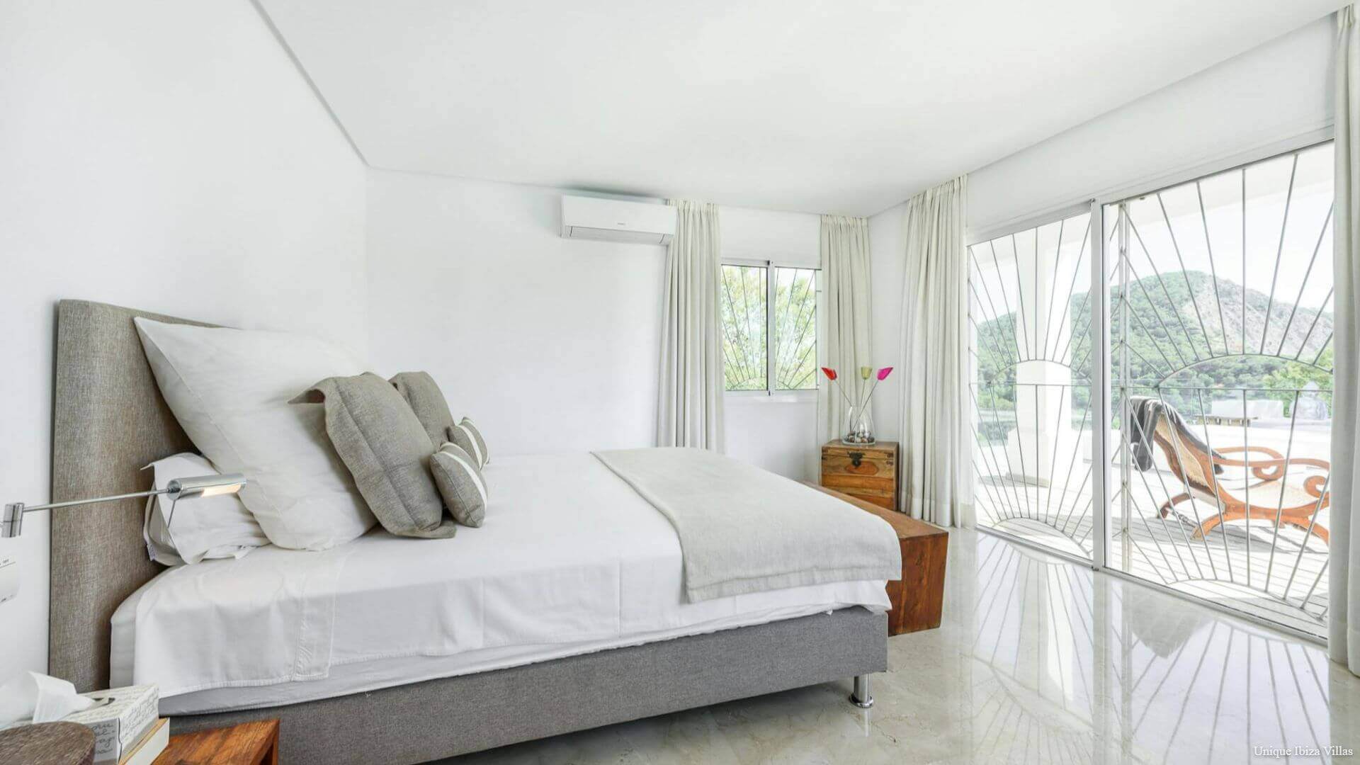 CASA BLANCA JONDAL - 4 Bedrooms - Cala Jondal