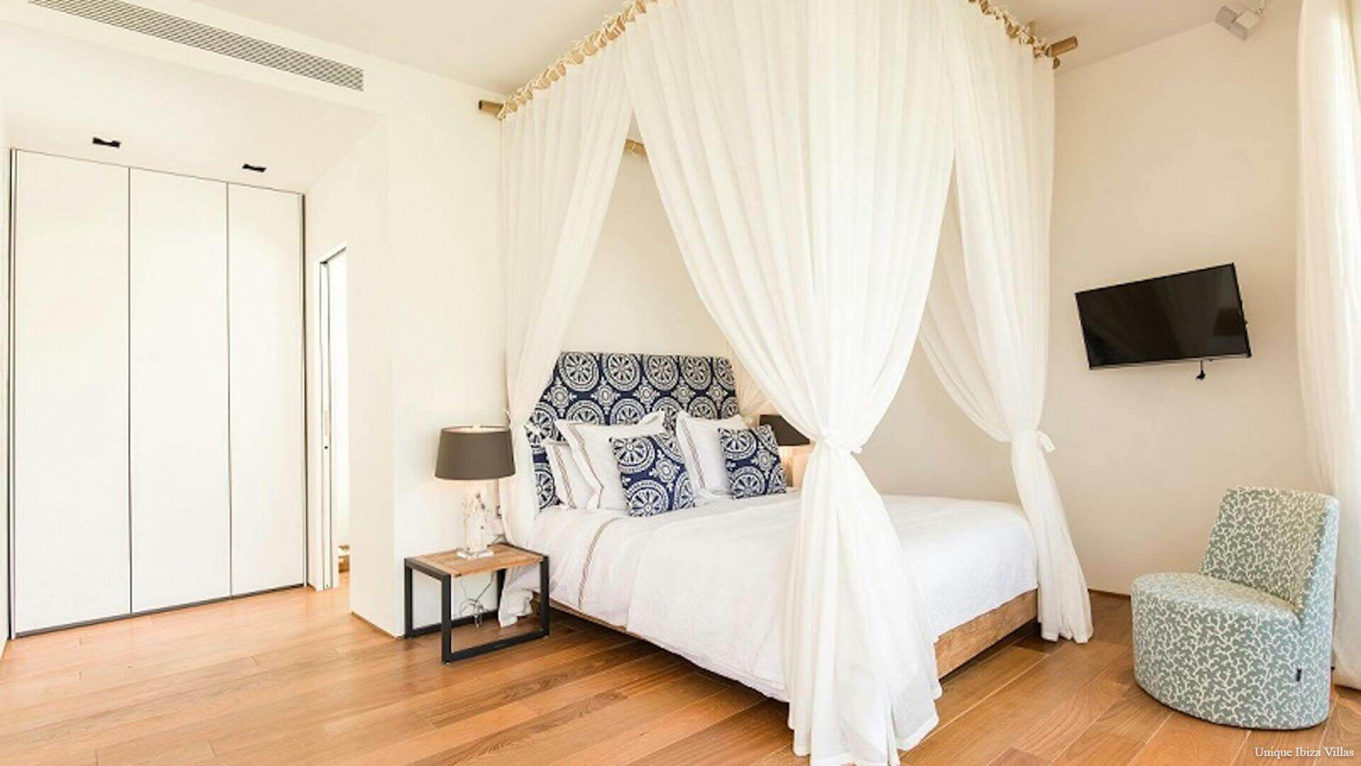 VILLA EDEN - 5 Bedrooms - Between San Jose/Cala Jondal/ Ibiza Town