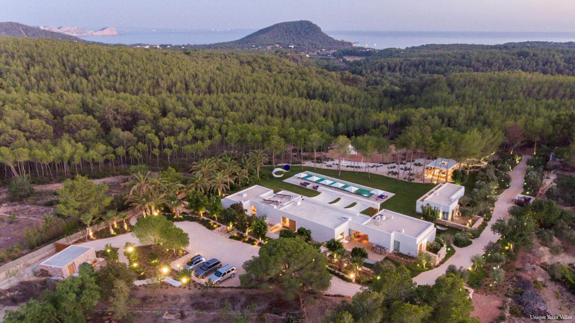 VILLA EDEN - 5 Bedrooms - Between San Jose/Cala Jondal/ Ibiza Town