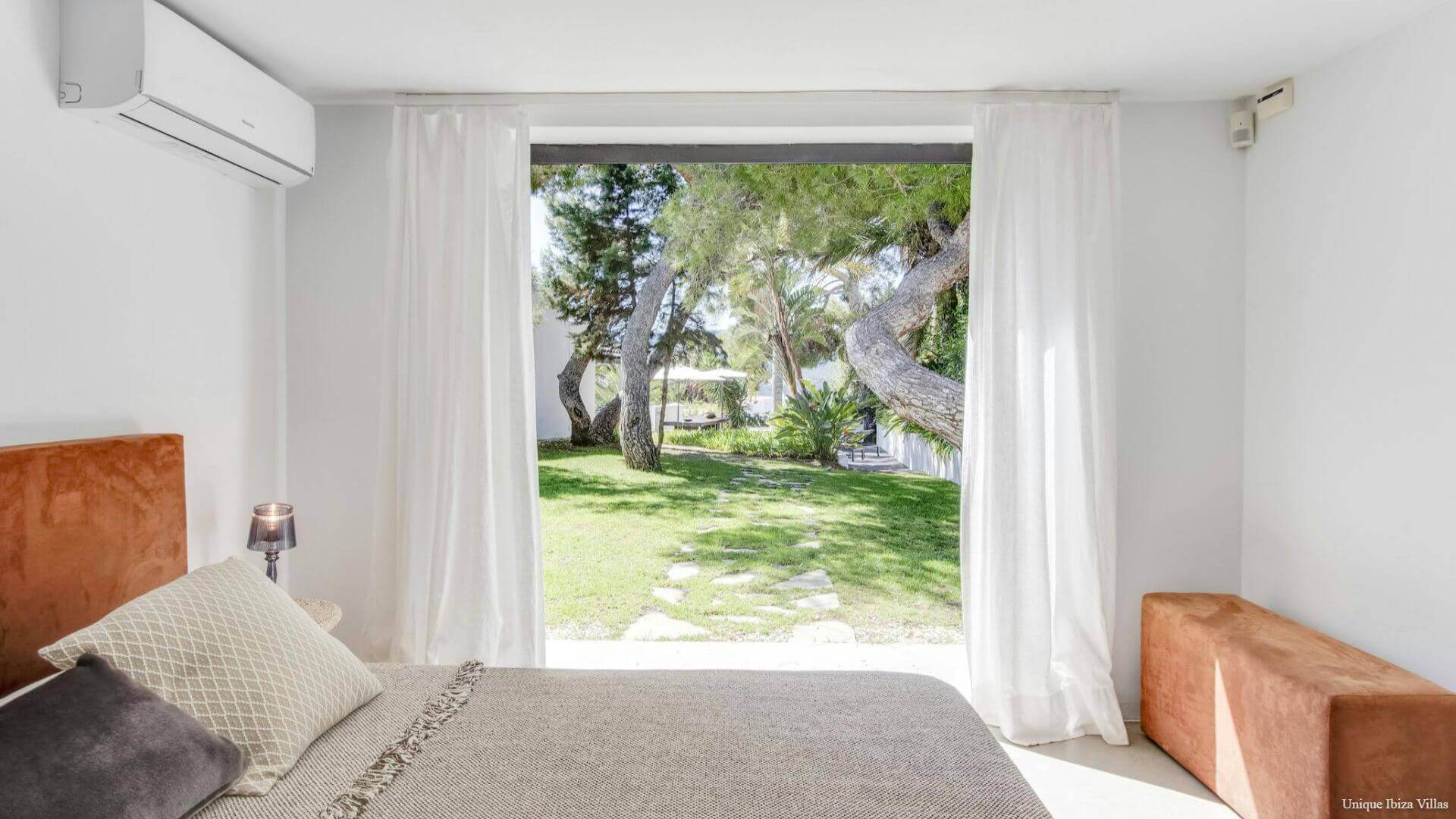 VILLA ES VEDRA STYLE - 6 Bedrooms - Cala Codolar  
