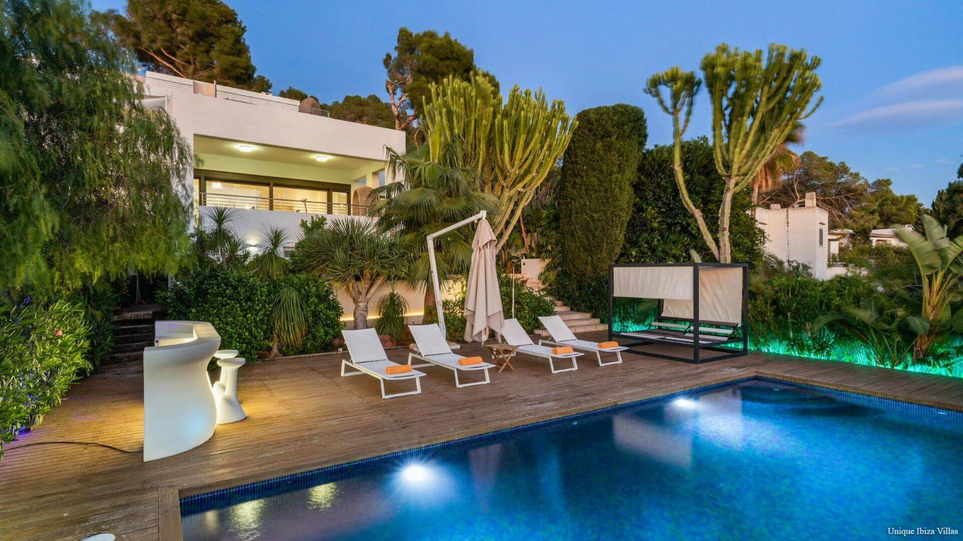 CASA MARISOL - 5 Bedrooms - Cap Martinet - Near Talamanca & Ibiza Town