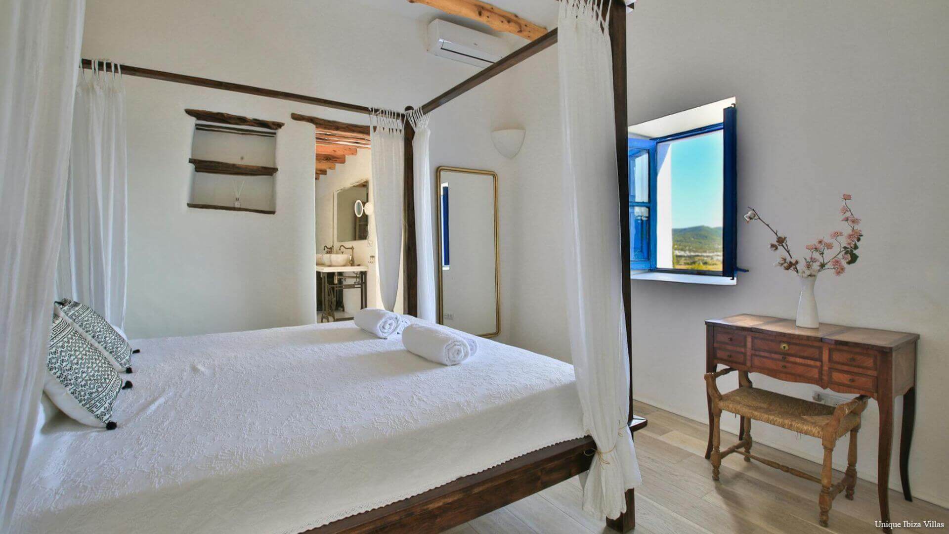 VILLA SA CAPELLA - 6 Bedrooms - San Antonio/Pikes Ibiza (Rural)