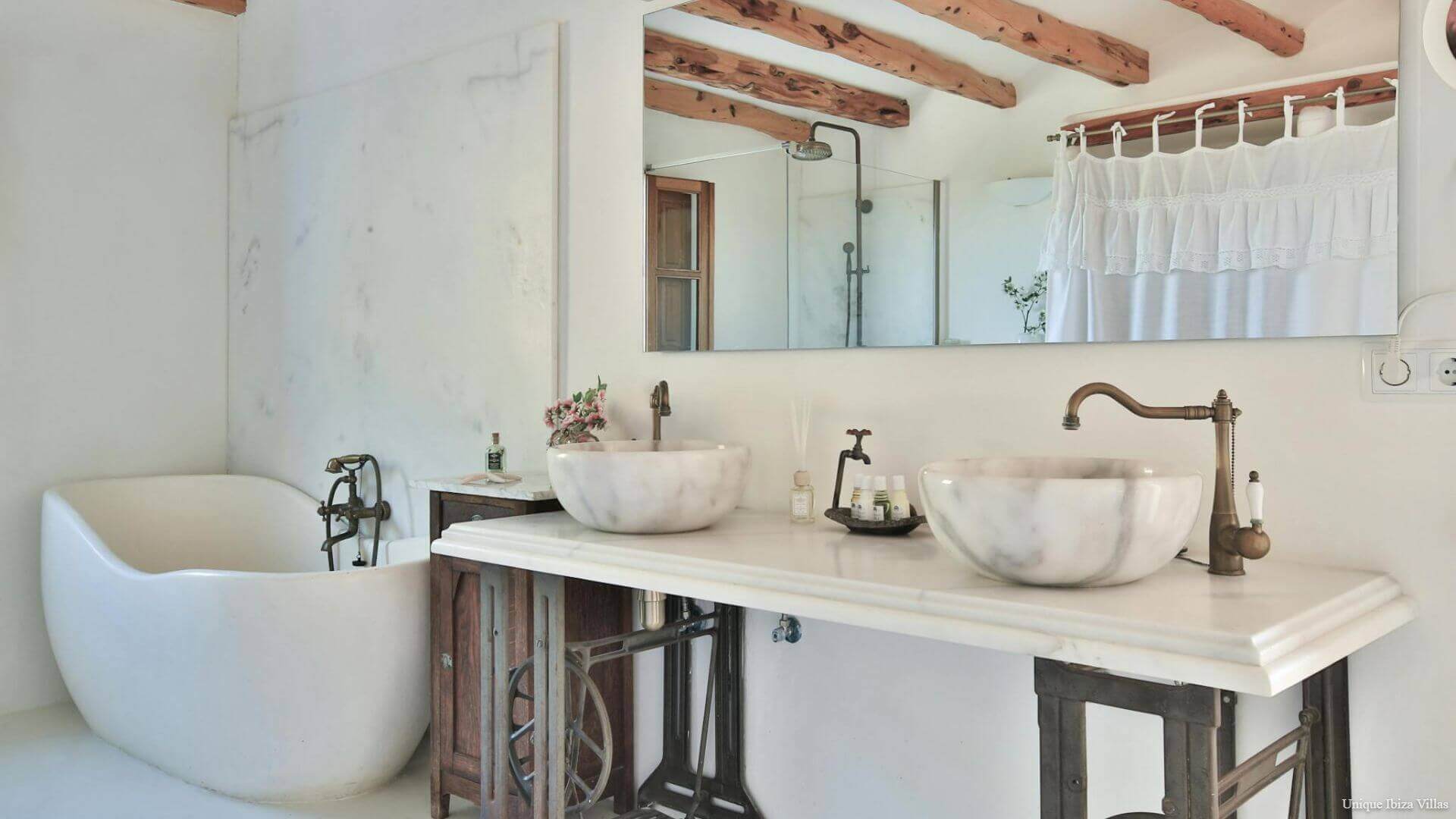 VILLA SA CAPELLA - 6 Bedrooms - San Antonio/Pikes Ibiza (Rural)