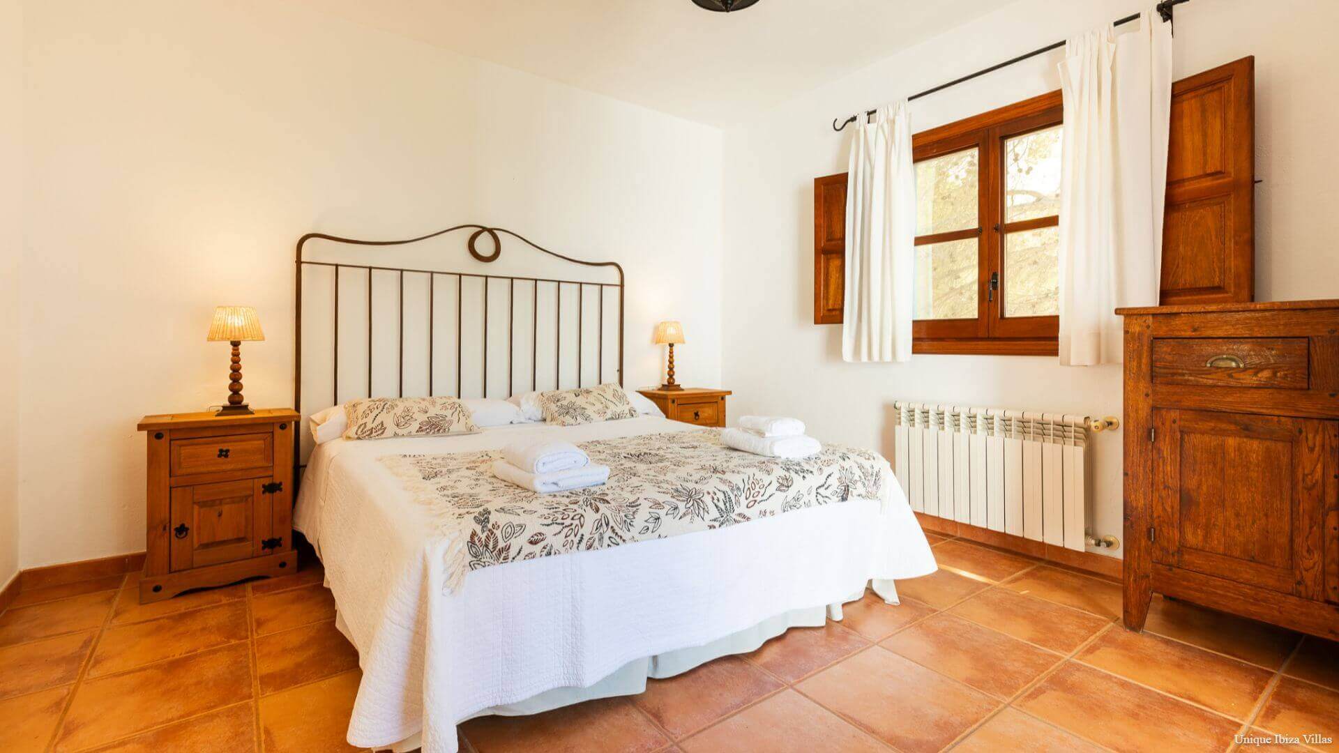VILLA CAN MIGUEL - 5 Bedrooms - San Miguel (Walk To Village)