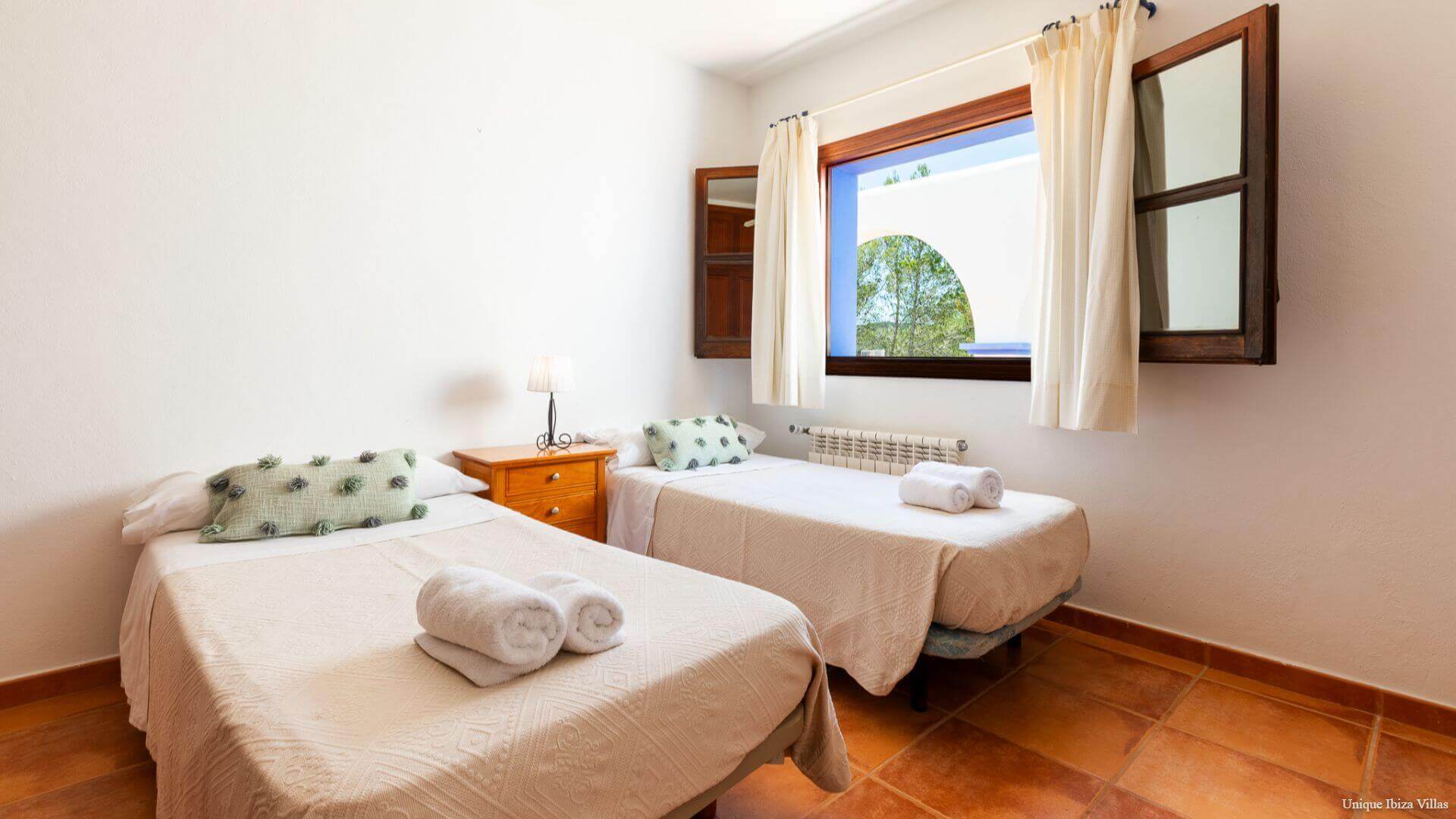 VILLA CAN MIGUEL - 5 Bedrooms - San Miguel (Walk To Village)