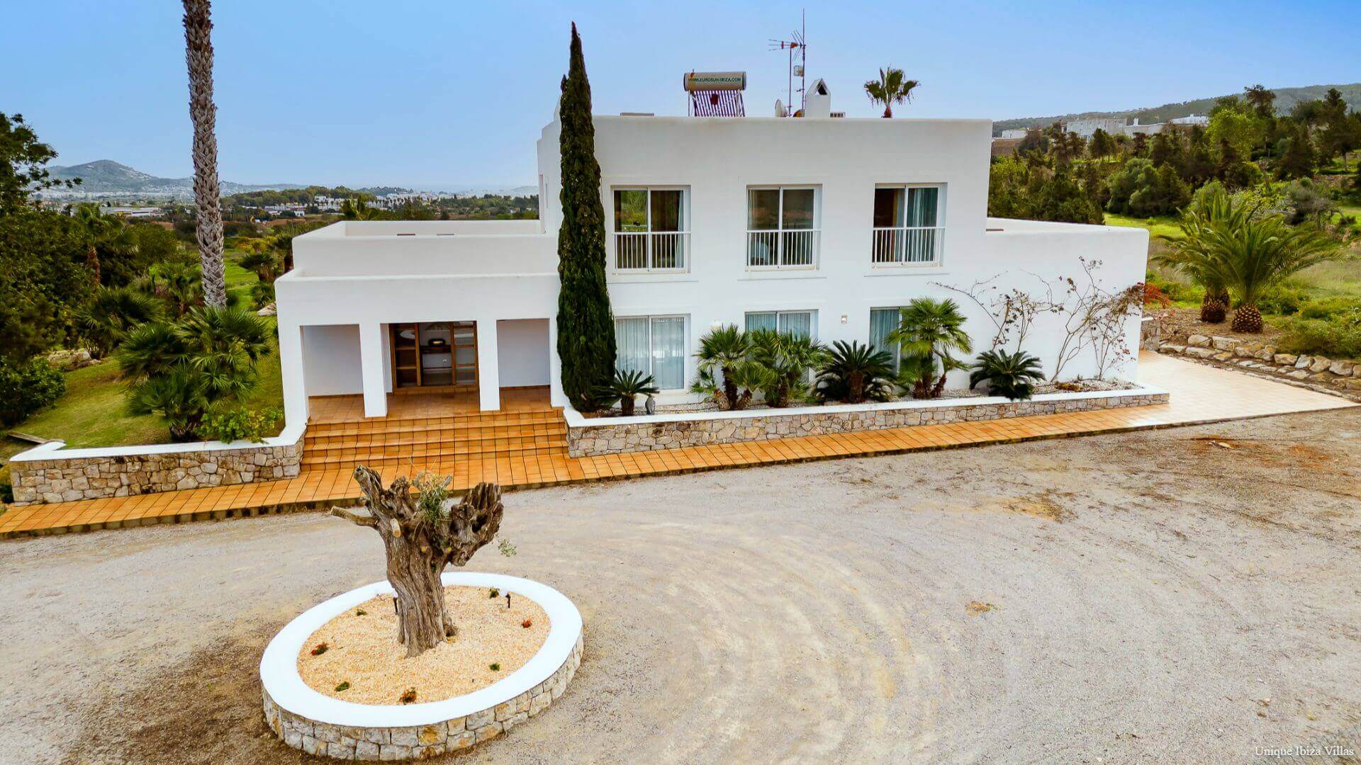 VILLA STYLE - 5 Bedrooms - San Rafael/Amnesia/UNVRS (Rural)