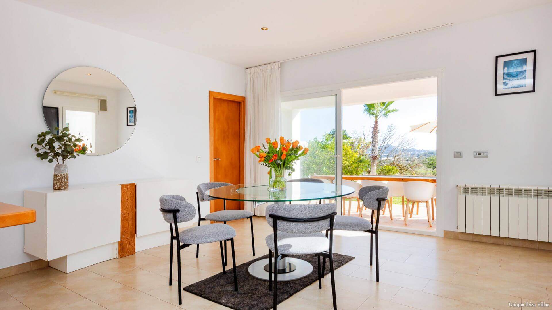 VILLA STYLE - 5 Bedrooms - San Rafael/Amnesia/UNVRS (Rural)