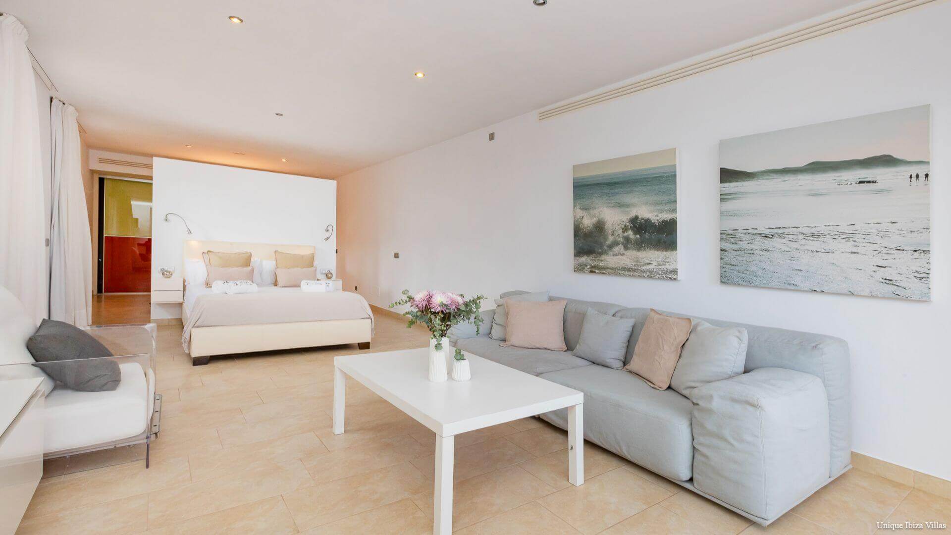 VILLA STYLE - 5 Bedrooms - San Rafael/Amnesia/UNVRS (Rural)