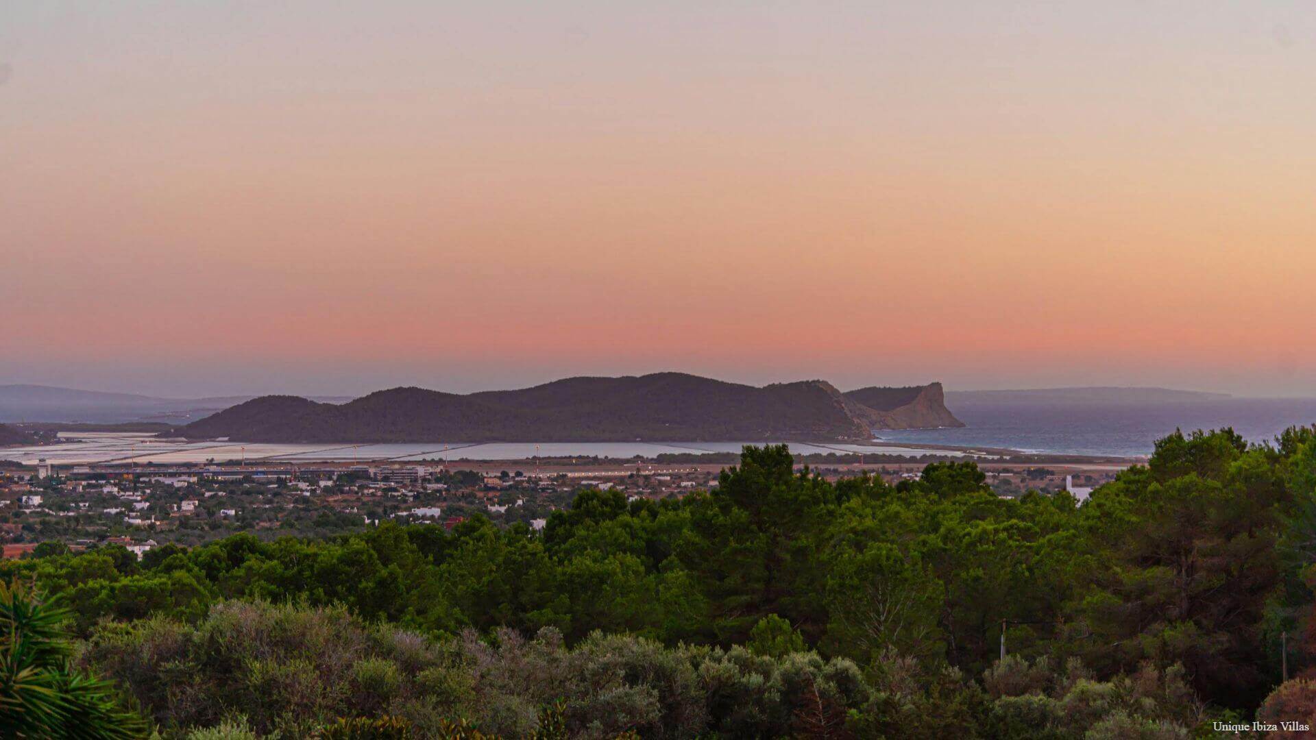 CASA JARDIN - 6 Bedrooms - Between San Jose/Ibiza Town