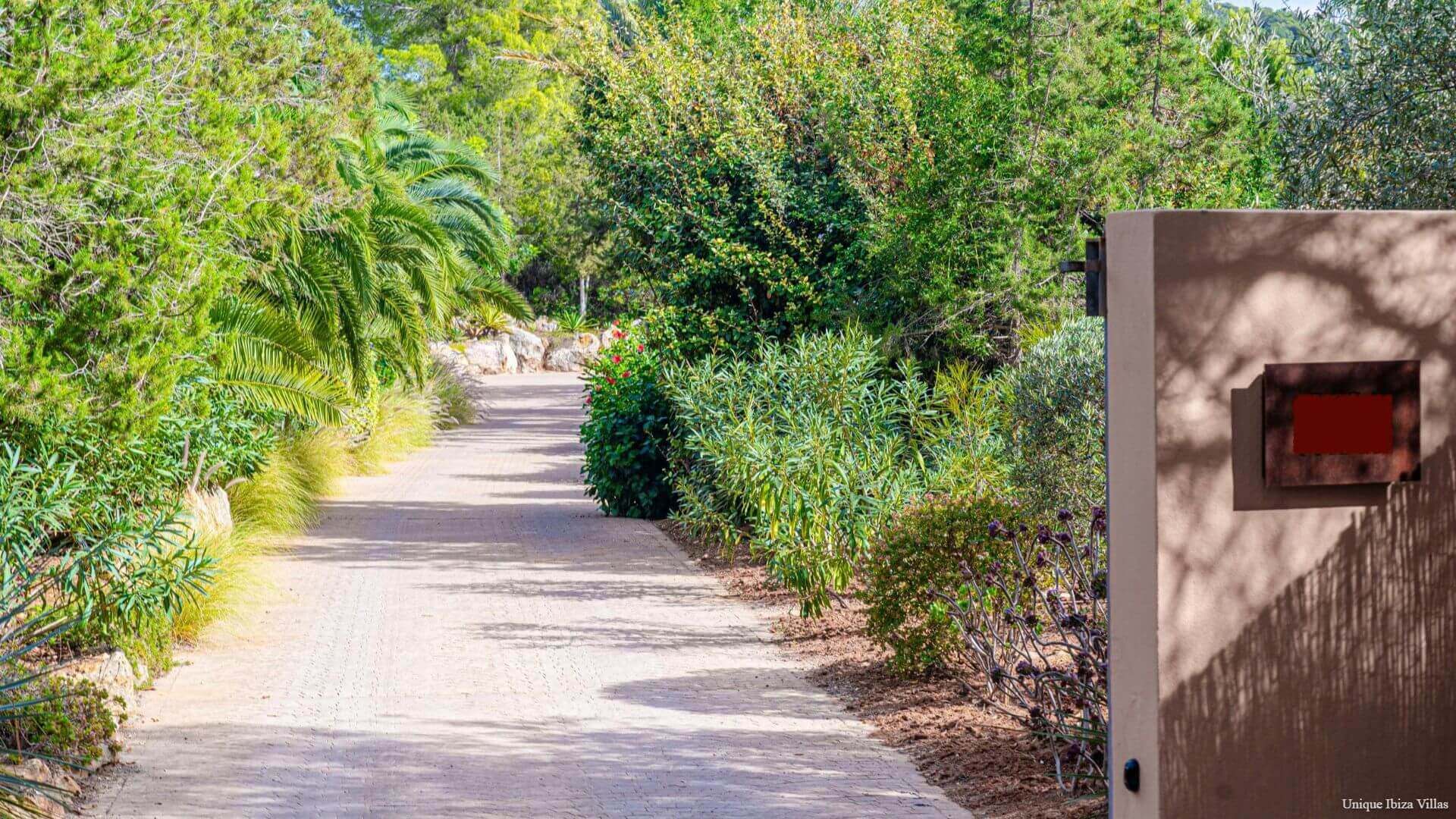 CASA JARDIN - 6 Bedrooms - Between San Jose/Ibiza Town