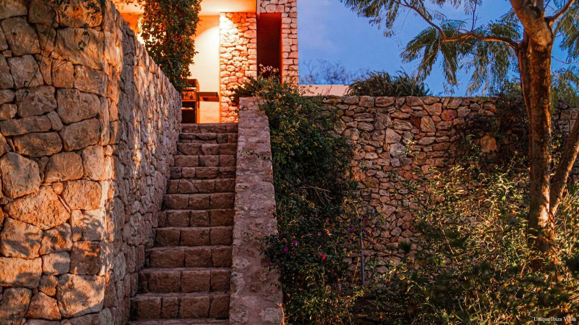 CASA JARDIN - 6 Bedrooms - Between San Jose/Ibiza Town