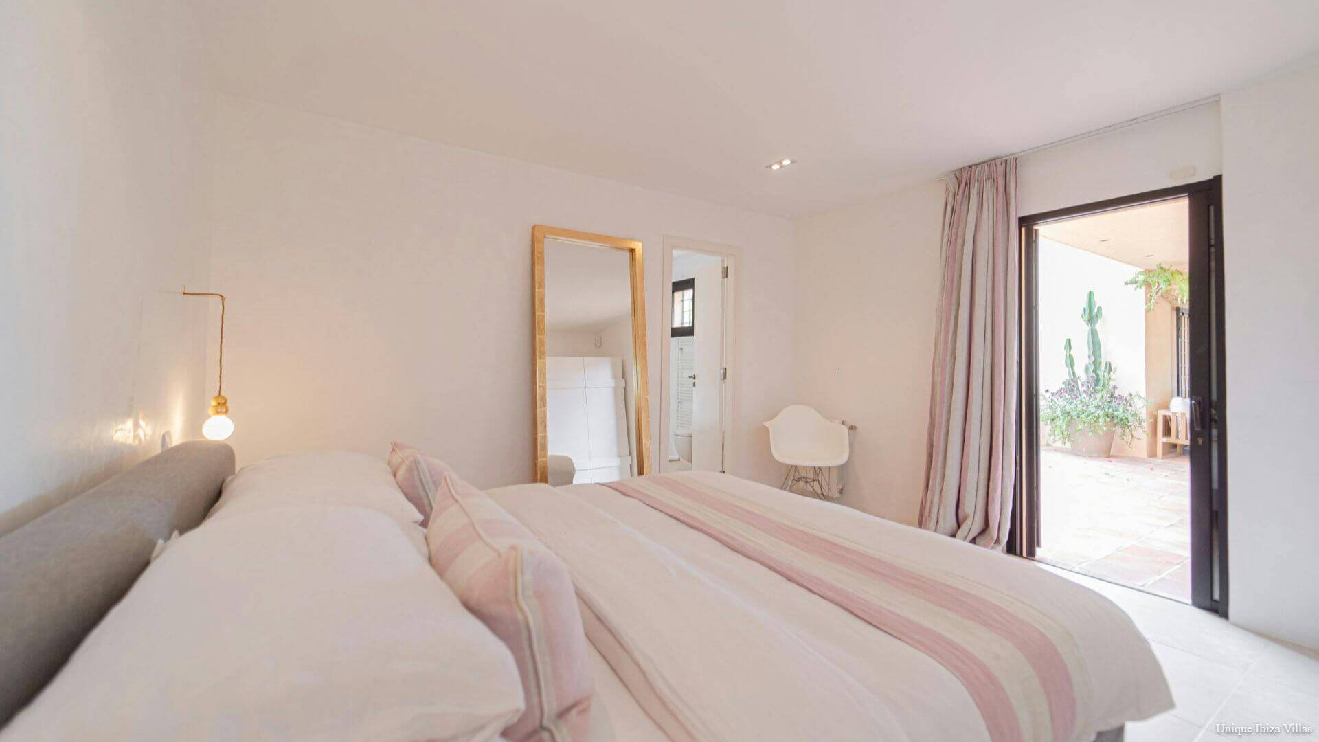 CASA JARDIN - 6 Bedrooms - Between San Jose/Ibiza Town