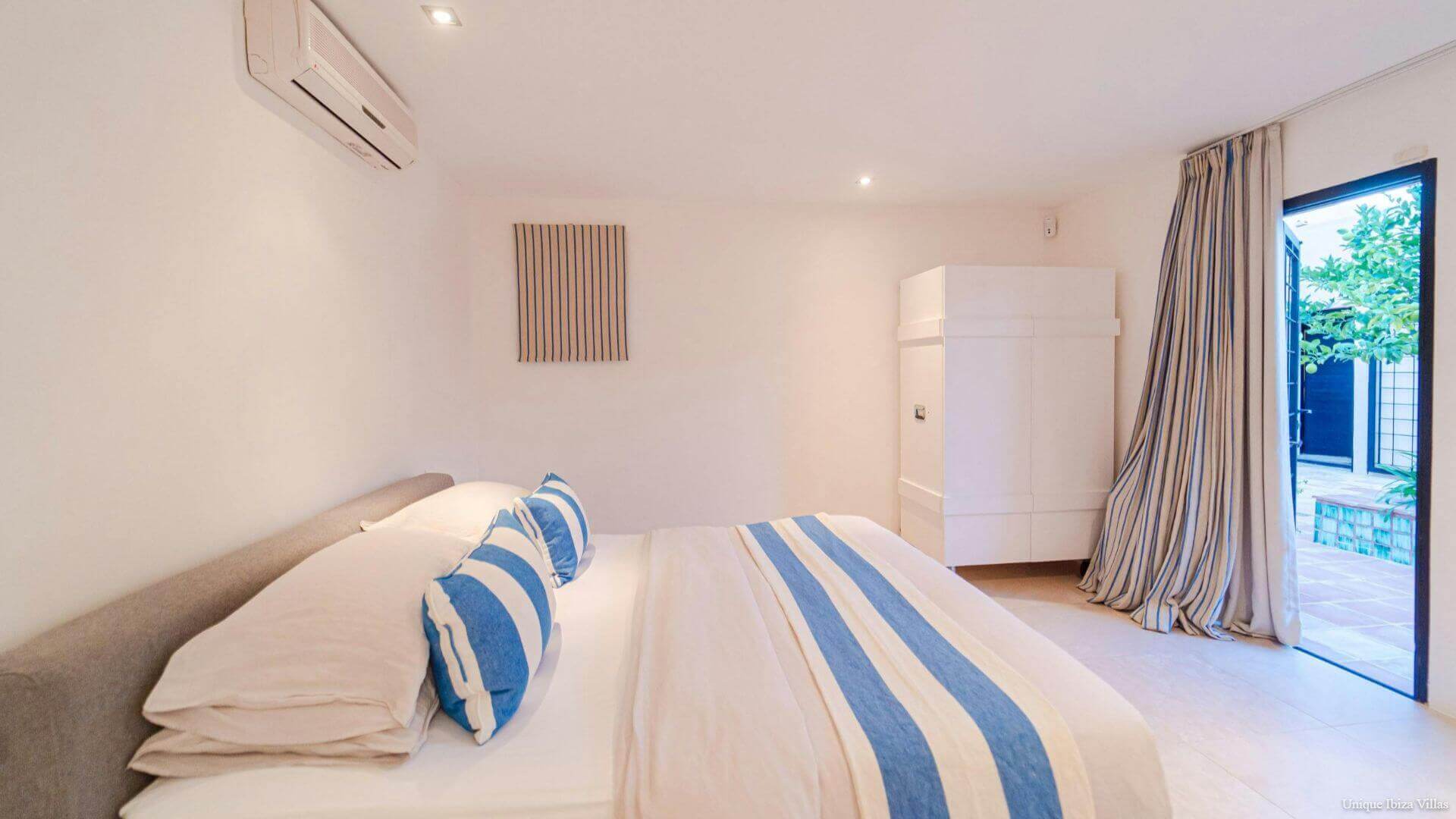 CASA JARDIN - 6 Bedrooms - Between San Jose/Ibiza Town