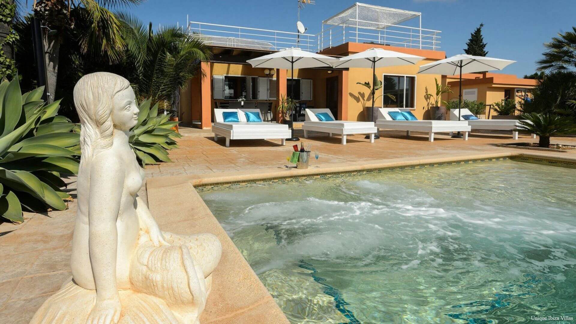 - VILLA D'ANGELO