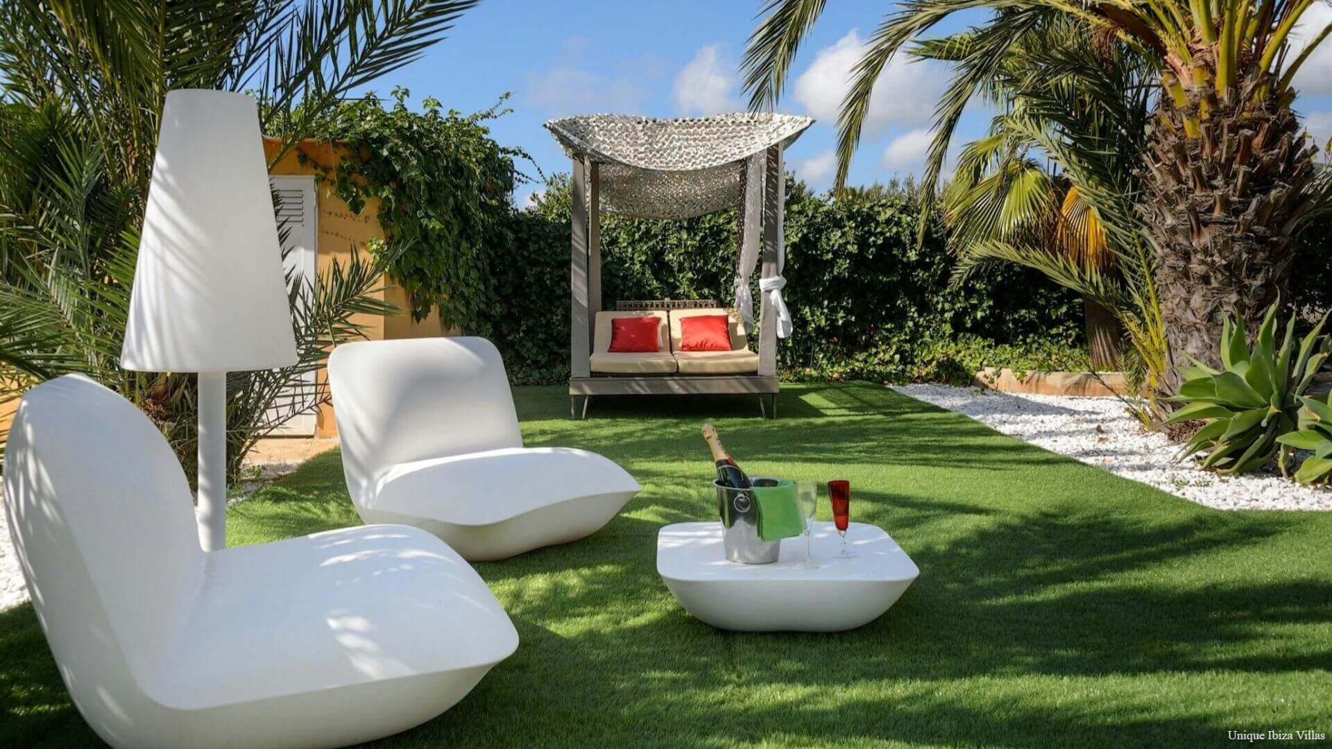 - VILLA D'ANGELO