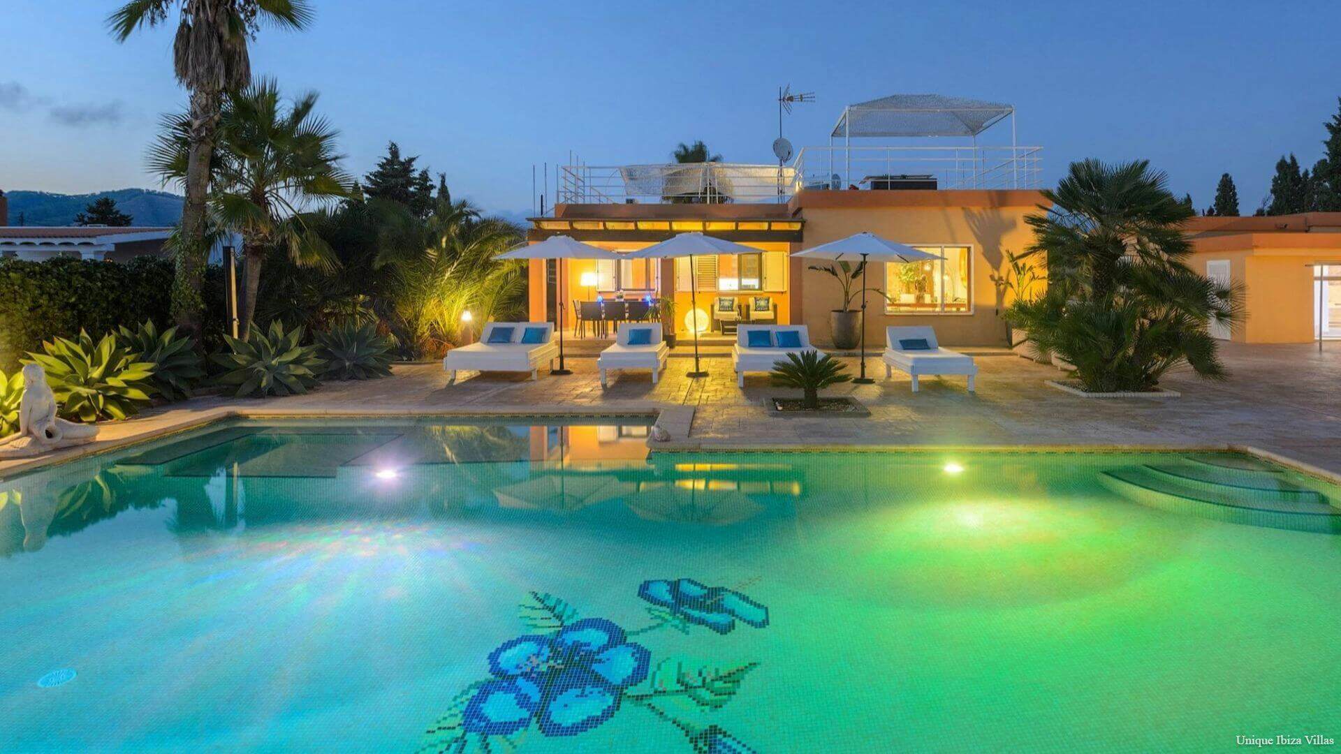 - VILLA D'ANGELO