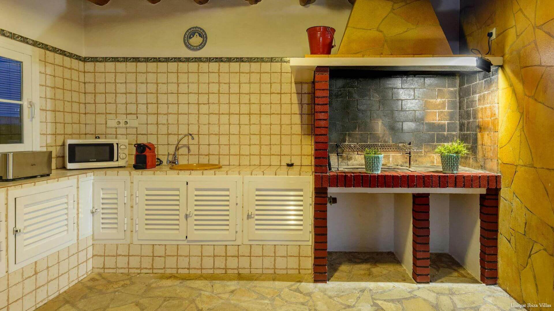 VILLA JASMINE - San Rafael/Ibiza Town - 4 Bedrooms