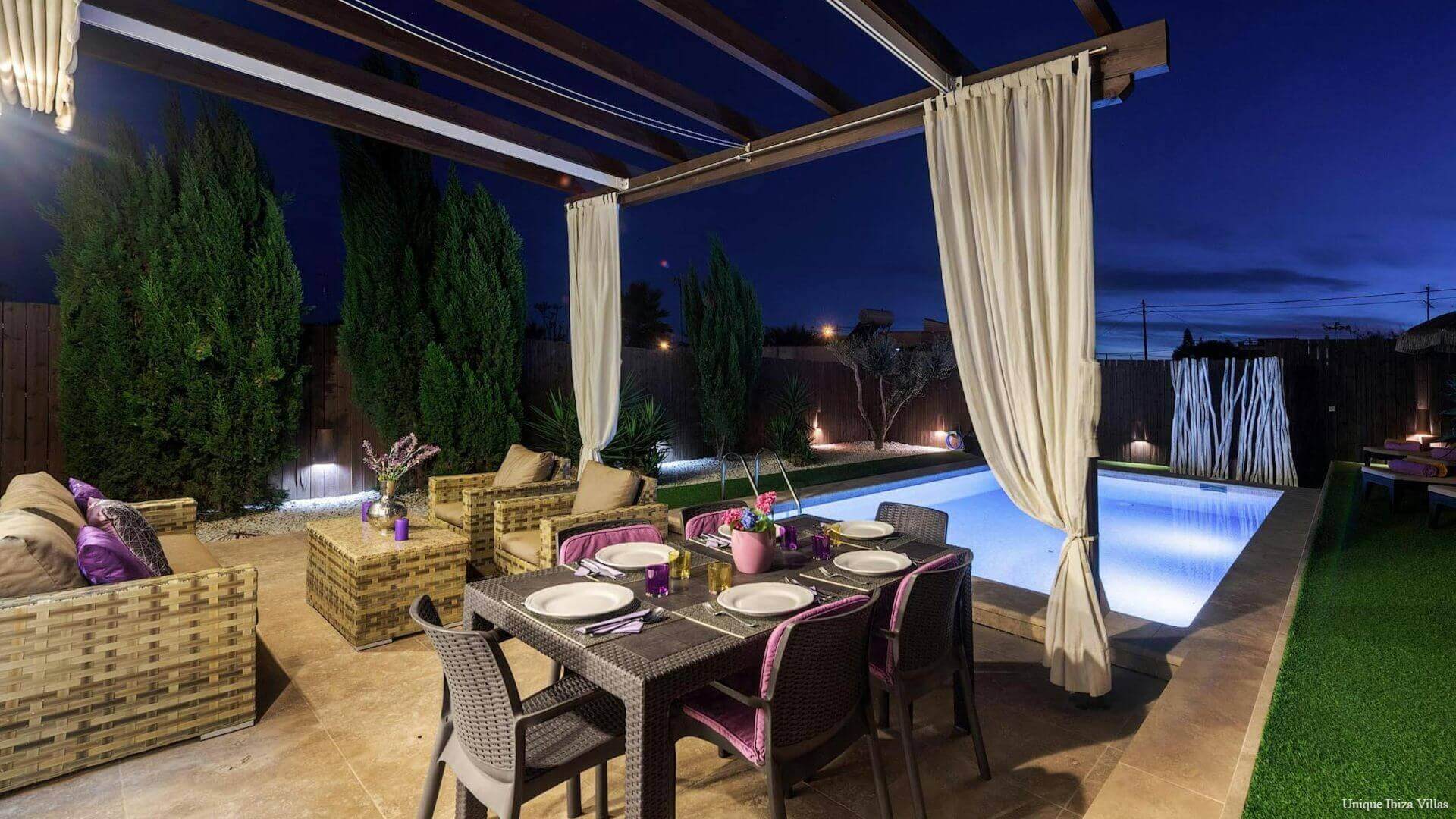 VILLA TAVARIS