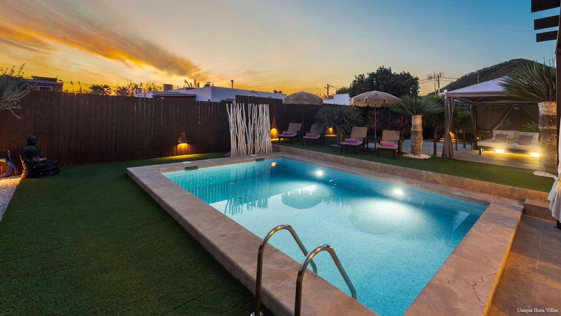 VILLA TAVARIS