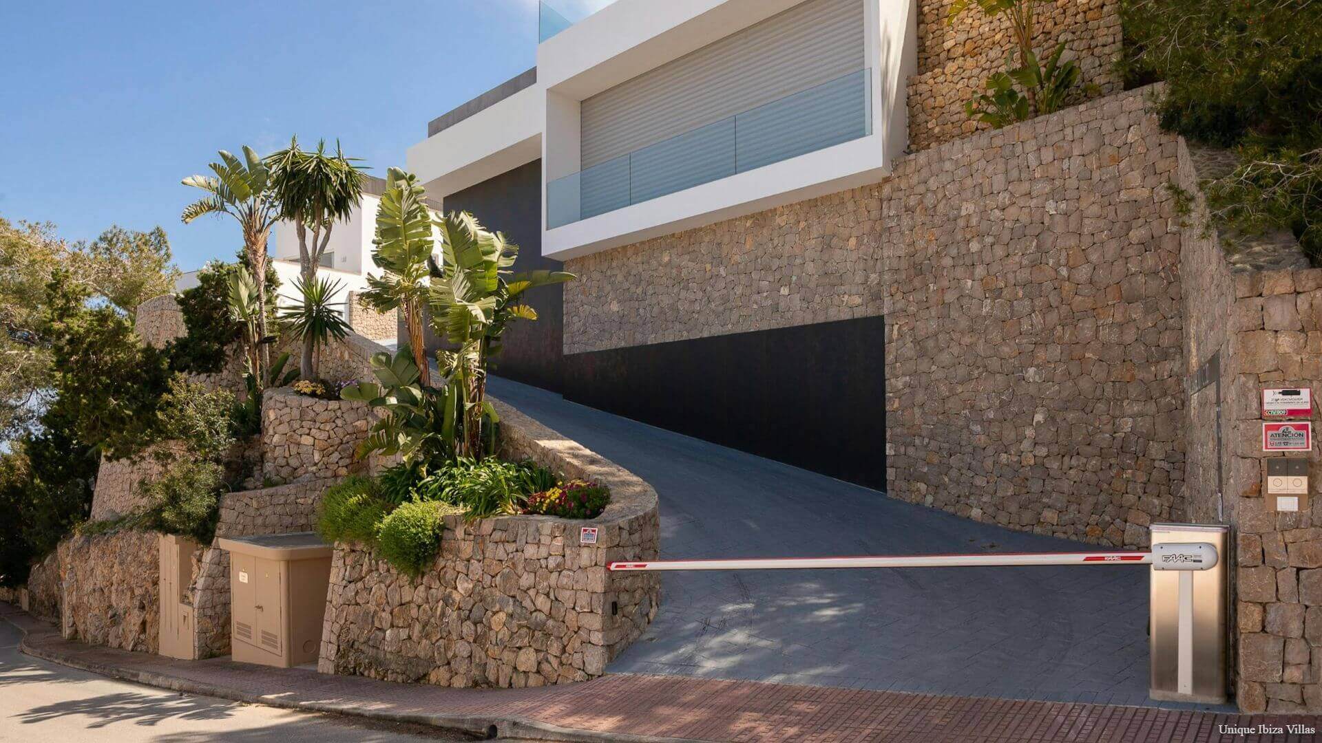 CASA MIMI - Santa Eulalia - 4 Bedrooms - HEATED POOL