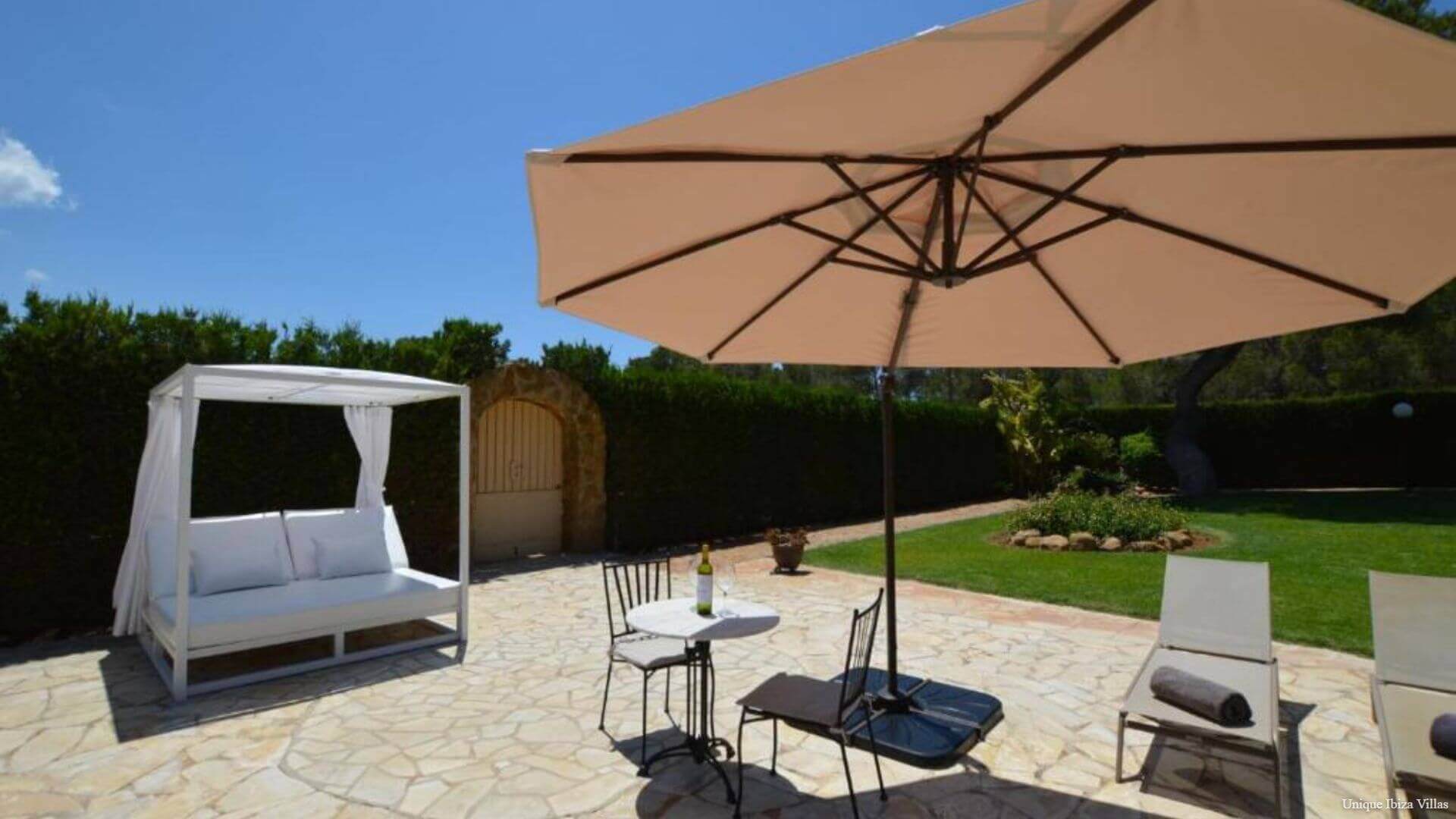 VILLA LUCIA - 4 Bedrooms - Es Torrent Near Cala Jondal/Porroig/ Es Cubells