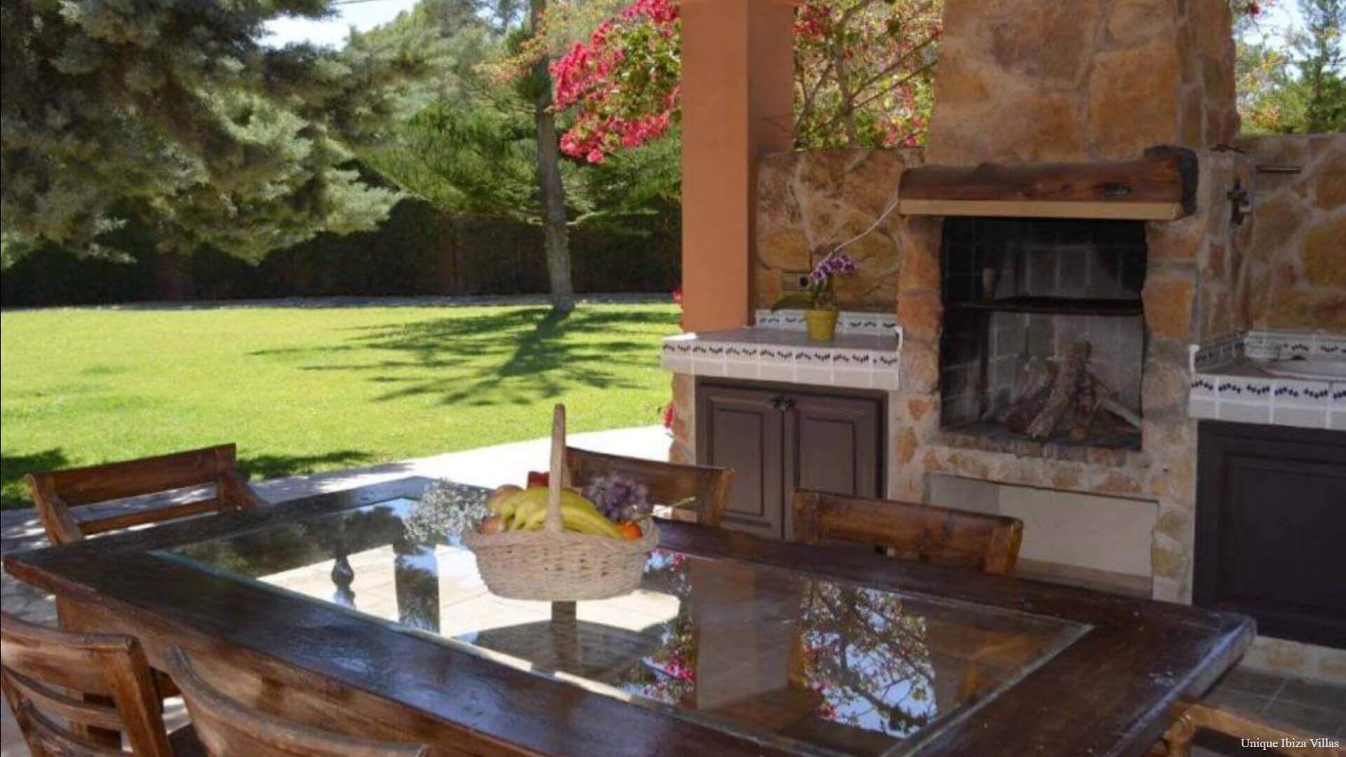 VILLA LUCIA - 4 Bedrooms - Es Torrent Near Cala Jondal/Porroig/ Es Cubells