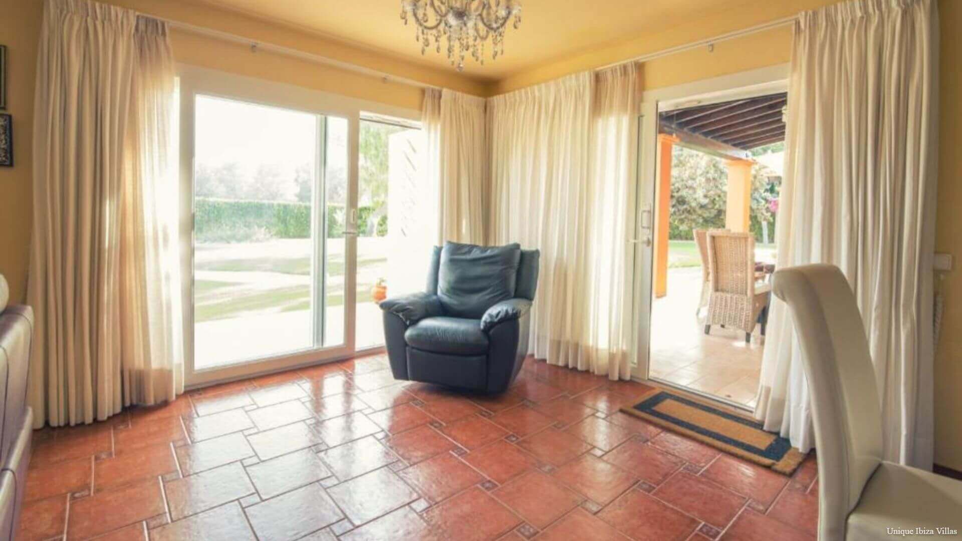 VILLA LUCIA - 4 Bedrooms - Es Torrent Near Cala Jondal/Porroig/ Es Cubells