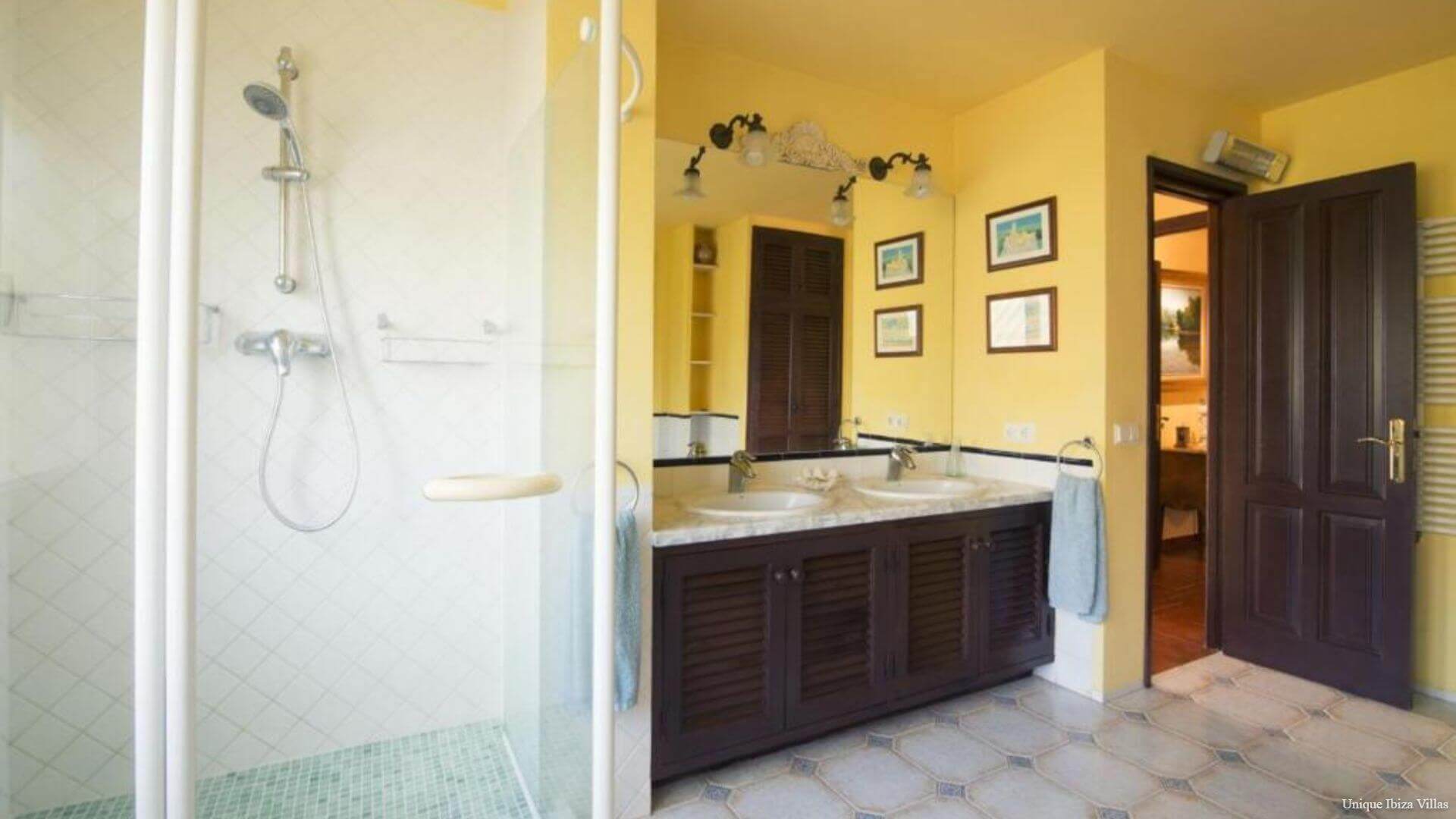 VILLA LUCIA - 4 Bedrooms - Es Torrent Near Cala Jondal/Porroig/ Es Cubells