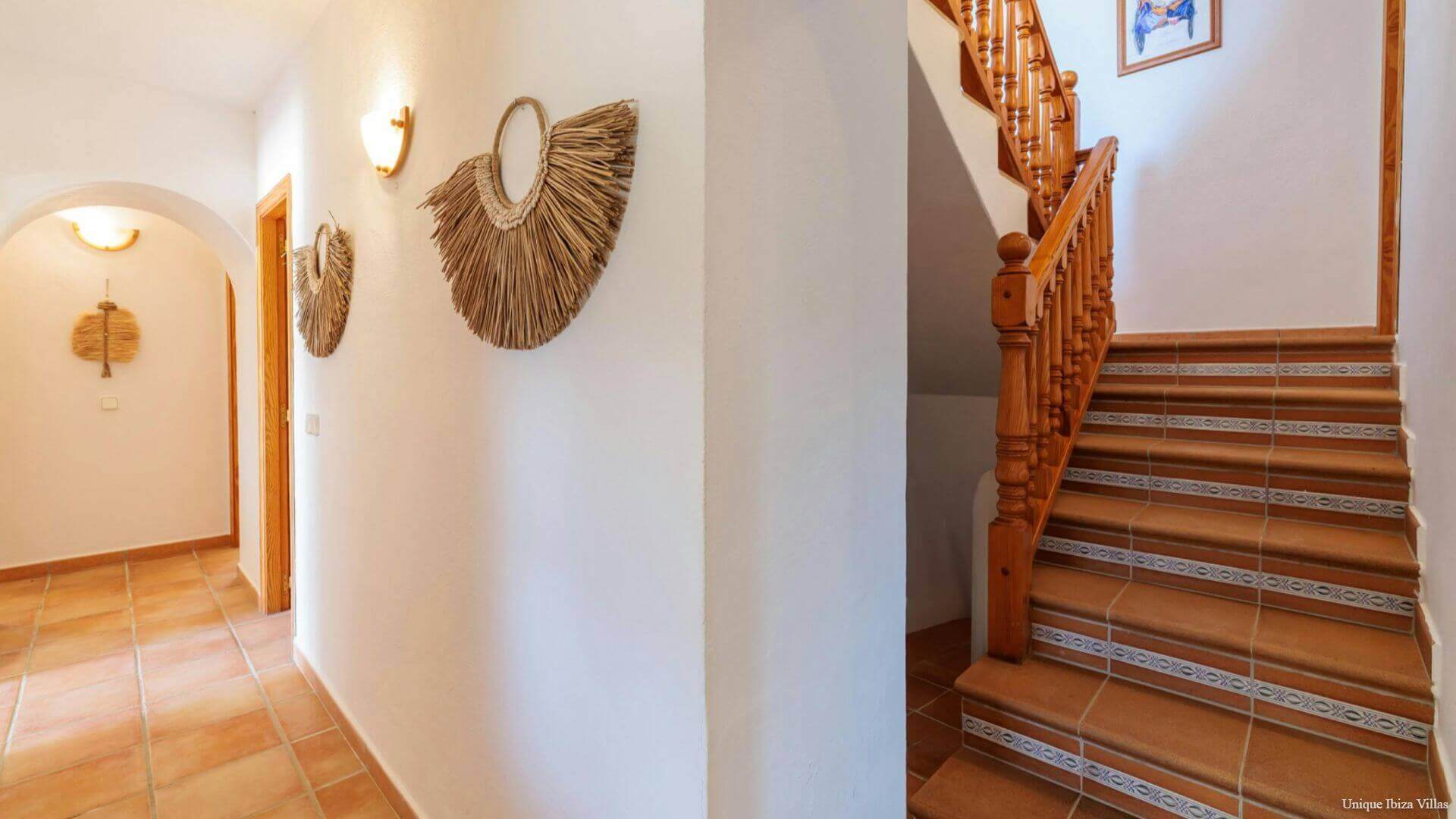 VILLA SA TARONGERADA - 3 Bedrooms - Cala Llonga (Walk To Beach)