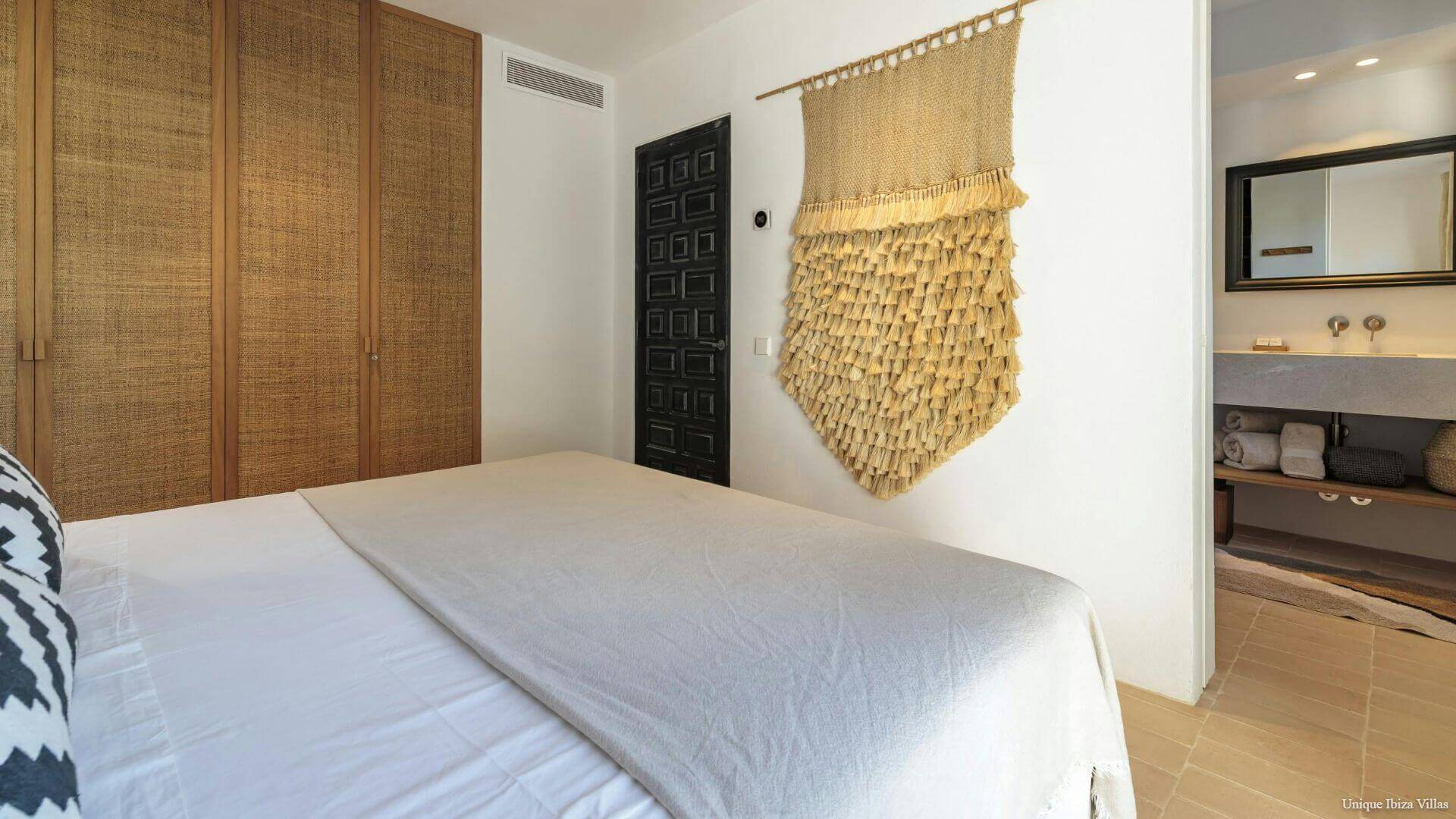 CASA PINS - 3 Bedrooms - Cala Conta/Cala Bassa